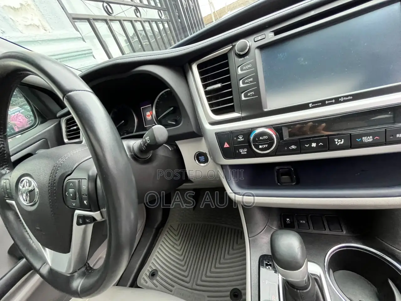 Toyota Highlander 2017 Silver
