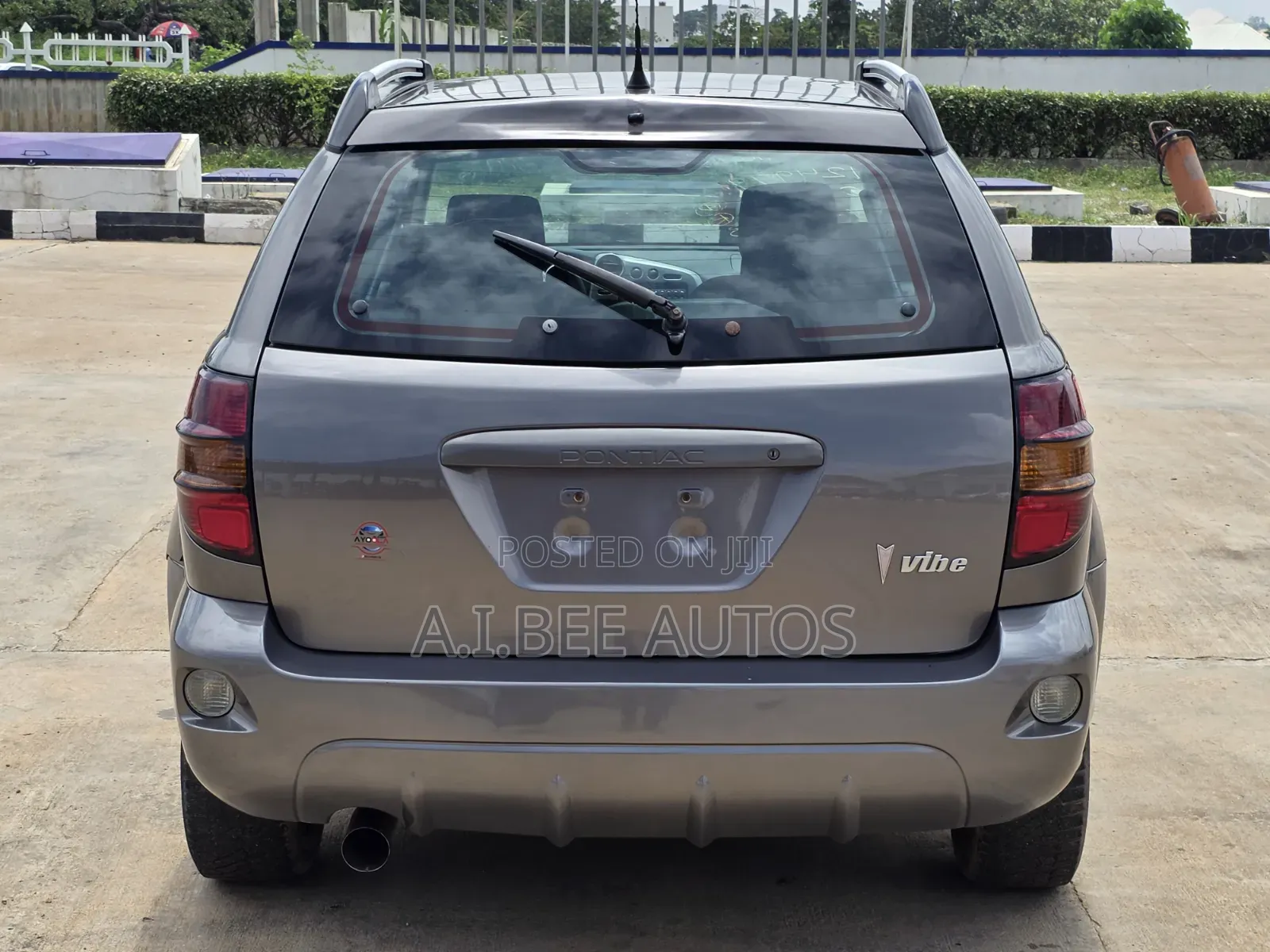Pontiac Vibe 2006 Gray