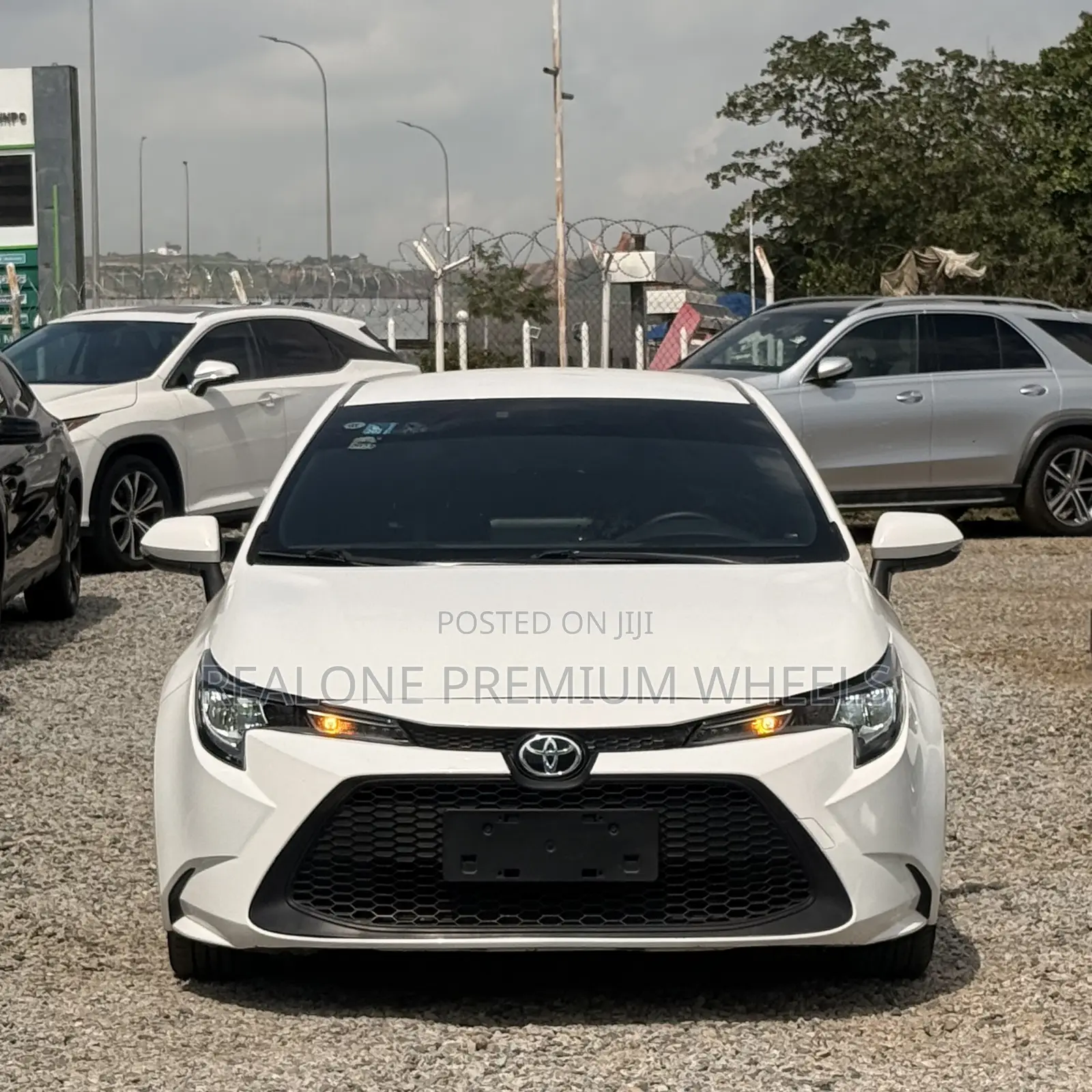 Toyota Corolla 2021 White