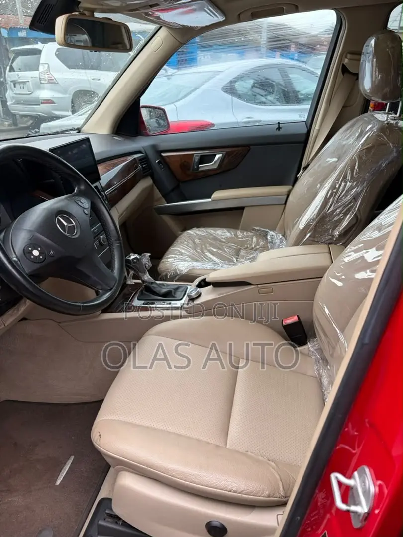 Mercedes-Benz GLK-Class 2012 Red