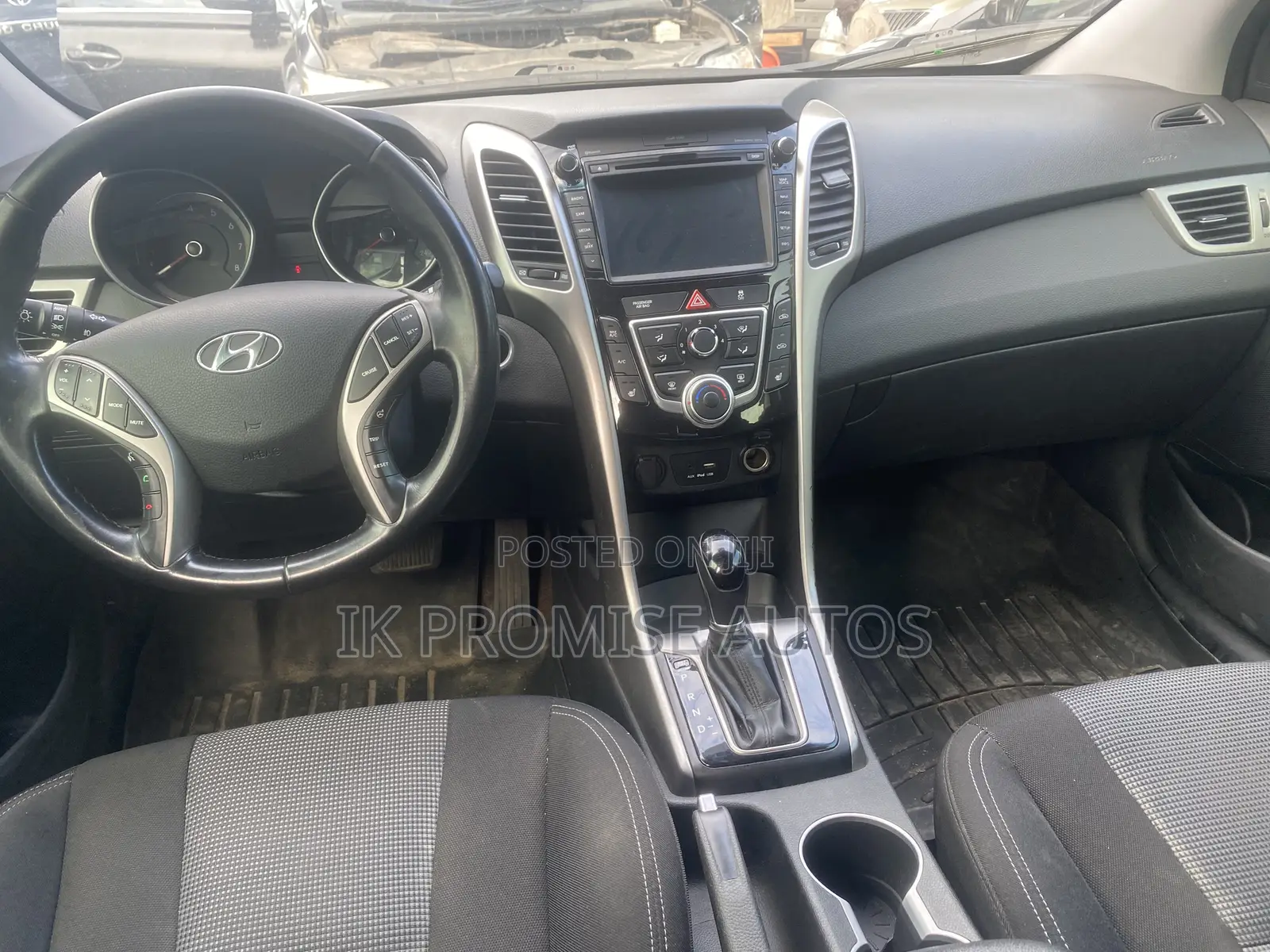Hyundai Elantra 2017 White