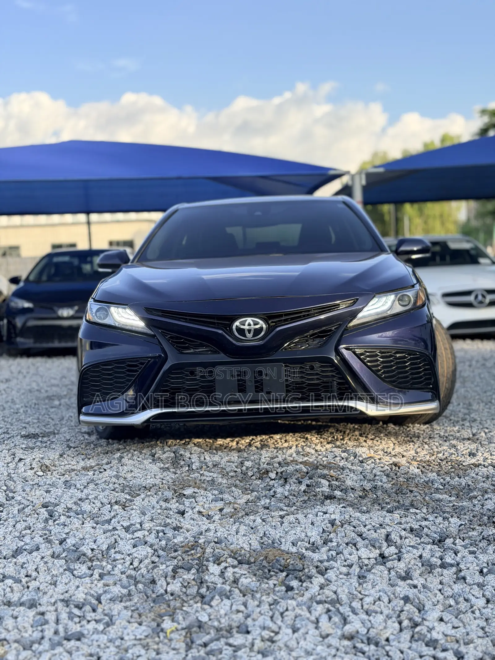 Toyota Camry XSE V6 2022 Blue