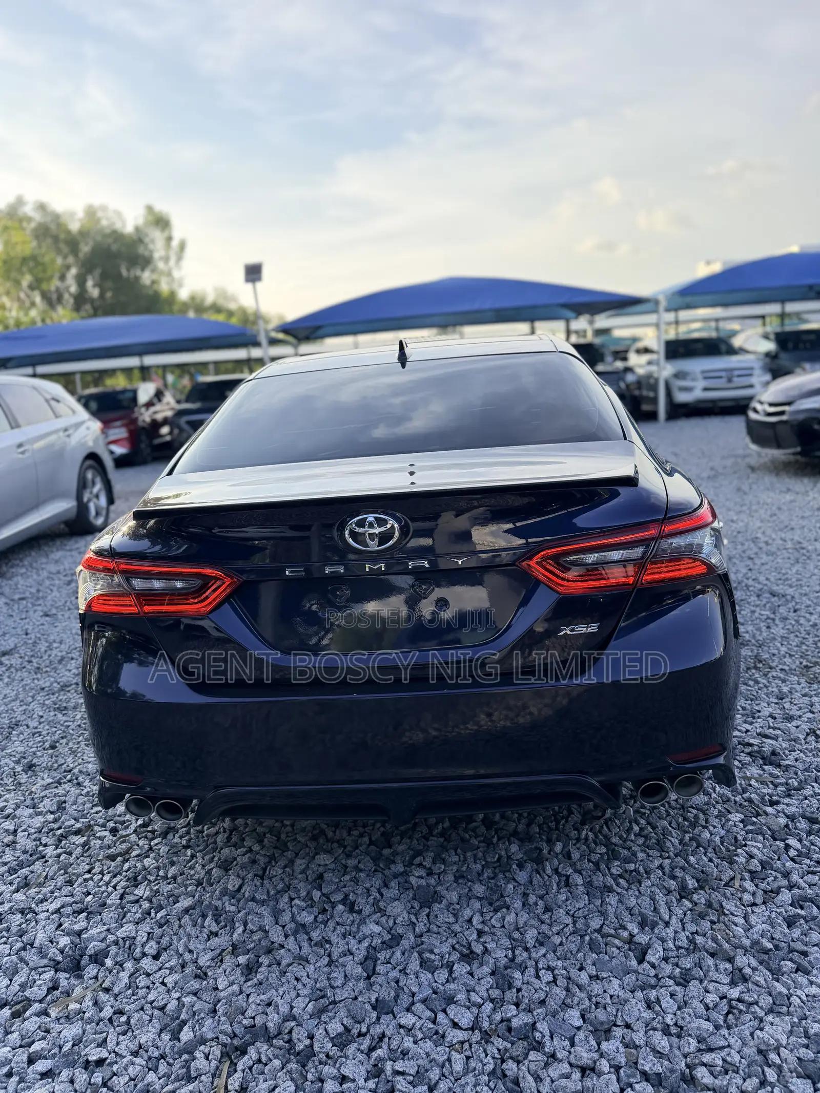 Toyota Camry XSE V6 2022 Blue