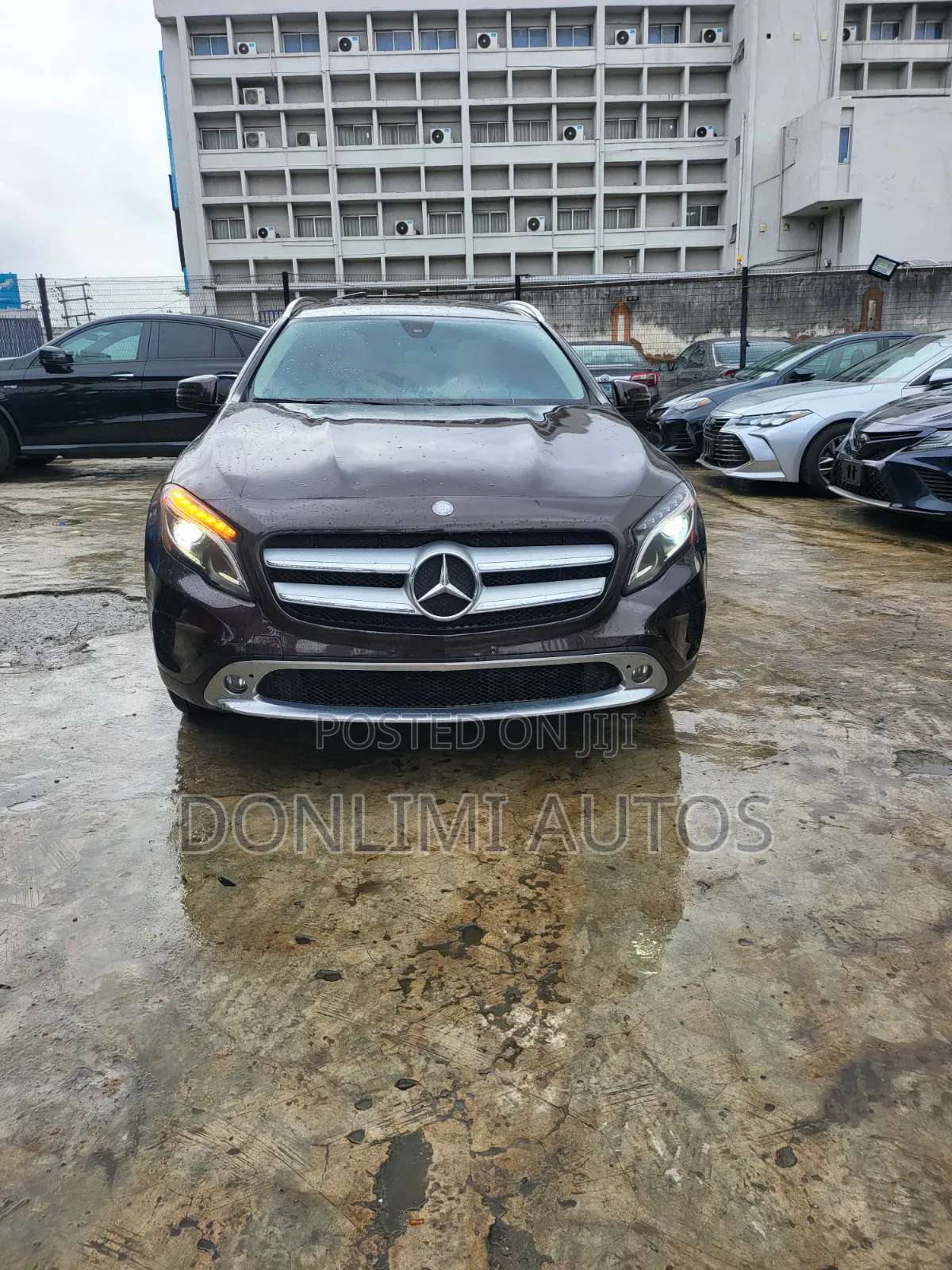 Mercedes-Benz GLA-Class 2016 Brown