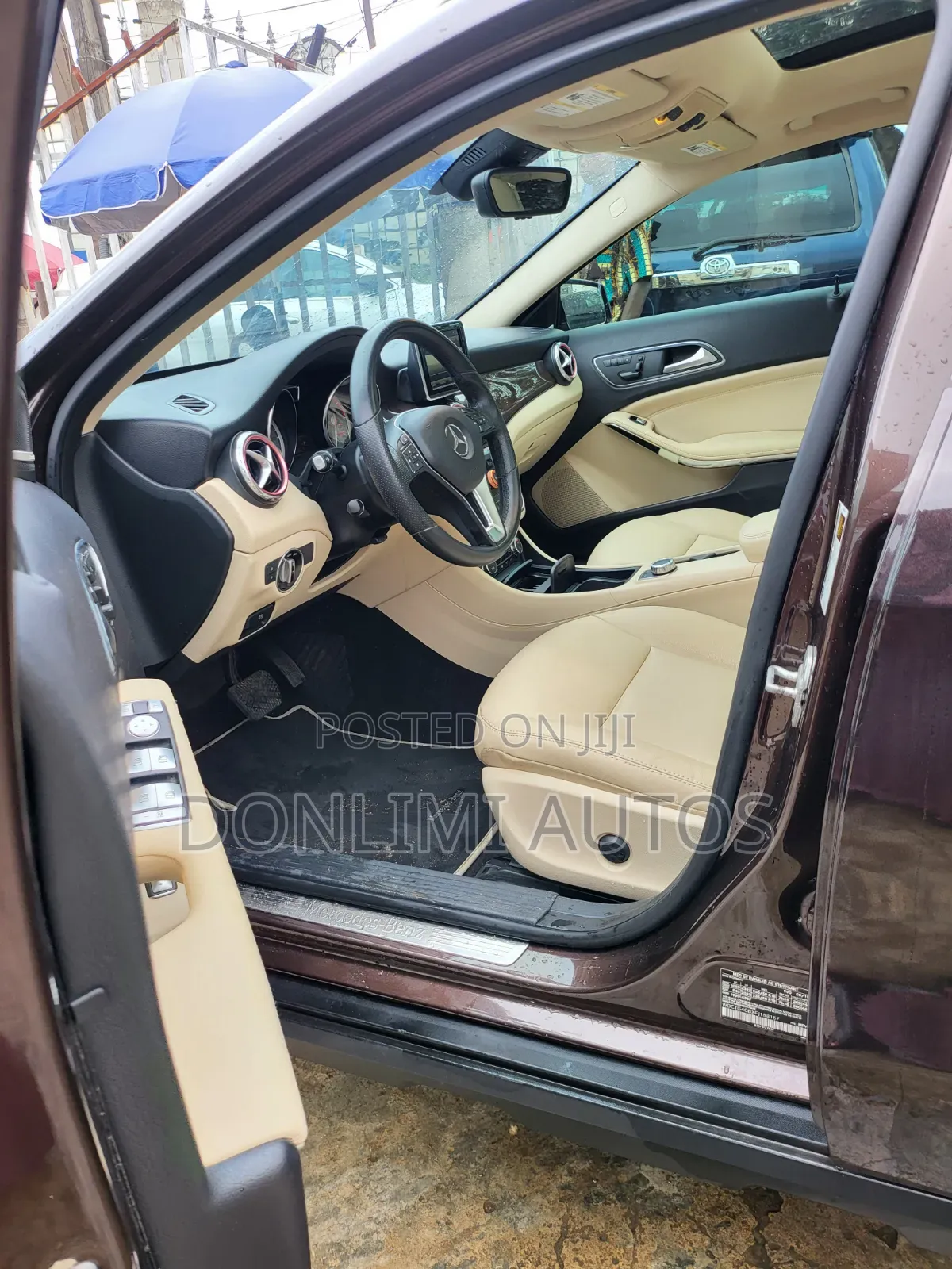 Mercedes-Benz GLA-Class 2016 Brown