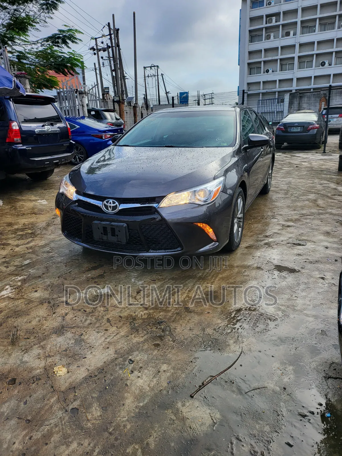 Toyota Camry SE 4dr Sedan (2.5L 4cyl 6A) 2016 Brown
