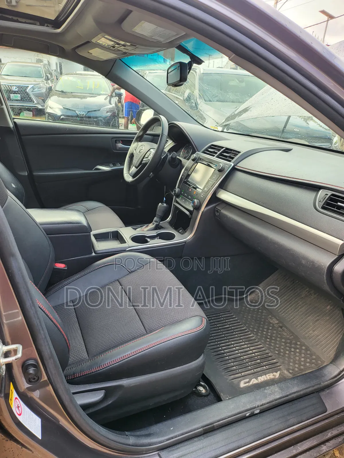 Toyota Camry SE 4dr Sedan (2.5L 4cyl 6A) 2016 Brown