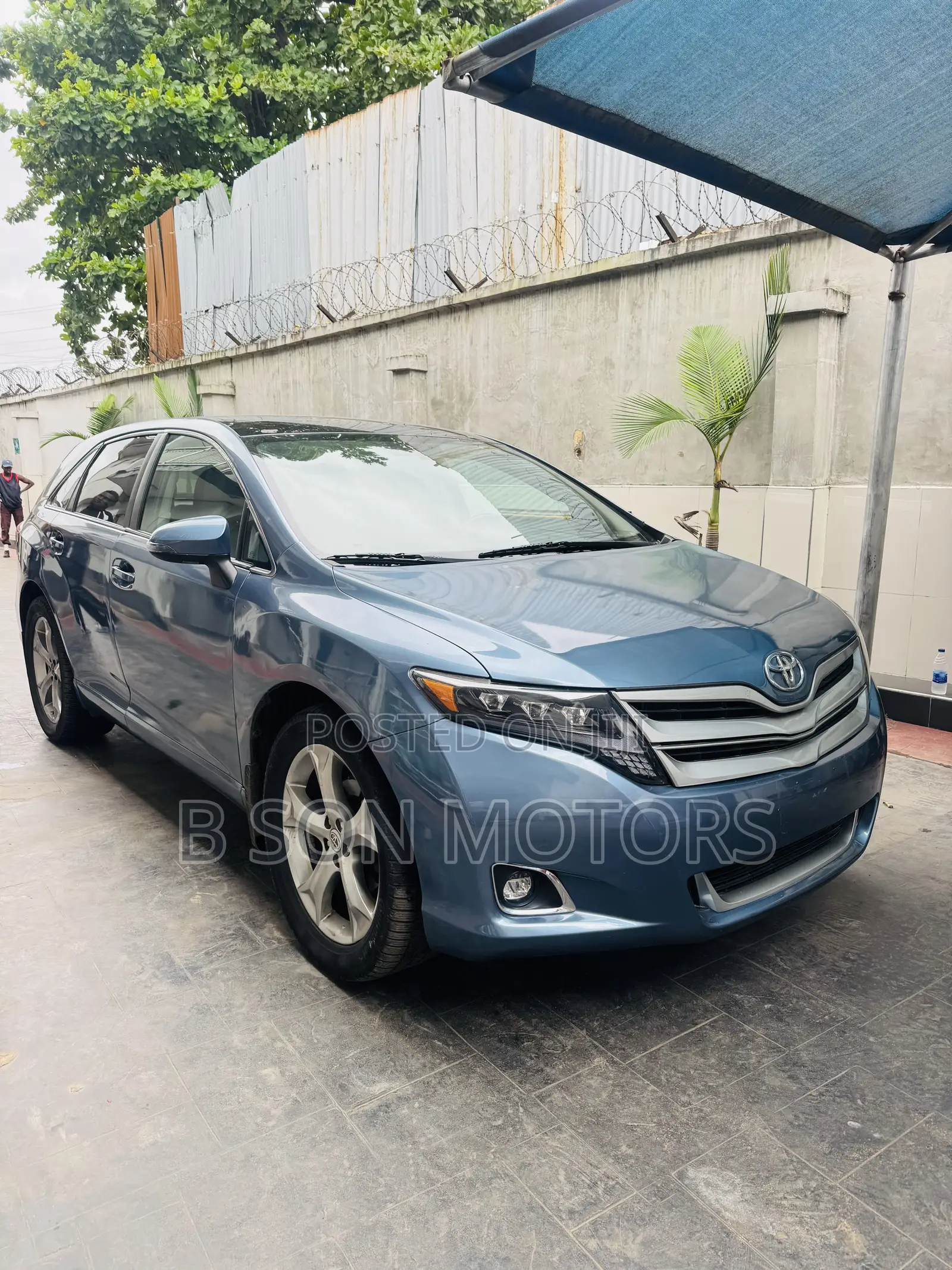 Toyota Venza V6 AWD 2011 Blue