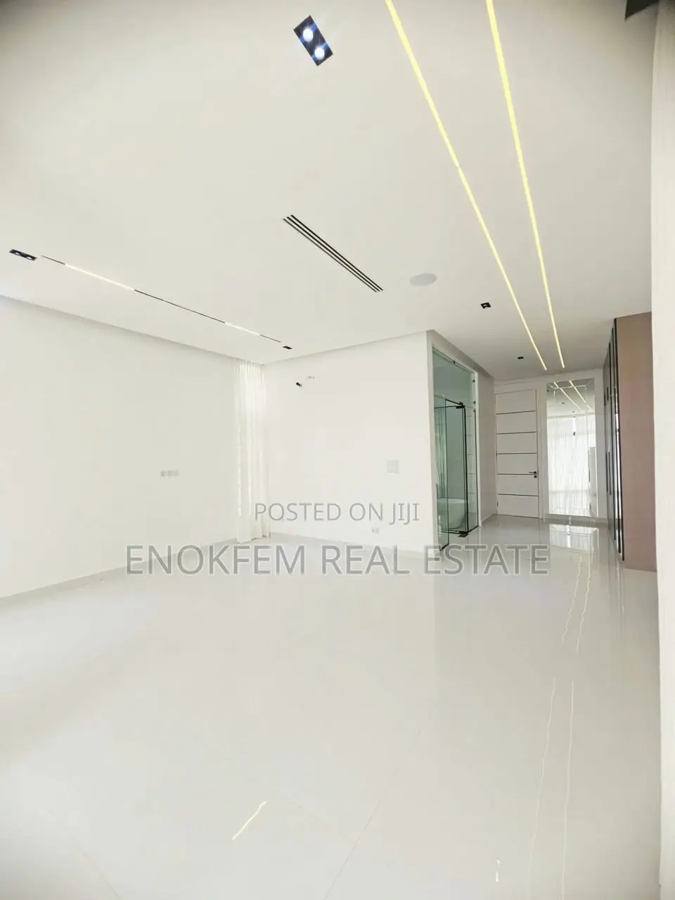 5bdrm Duplex in Lagos State for sale