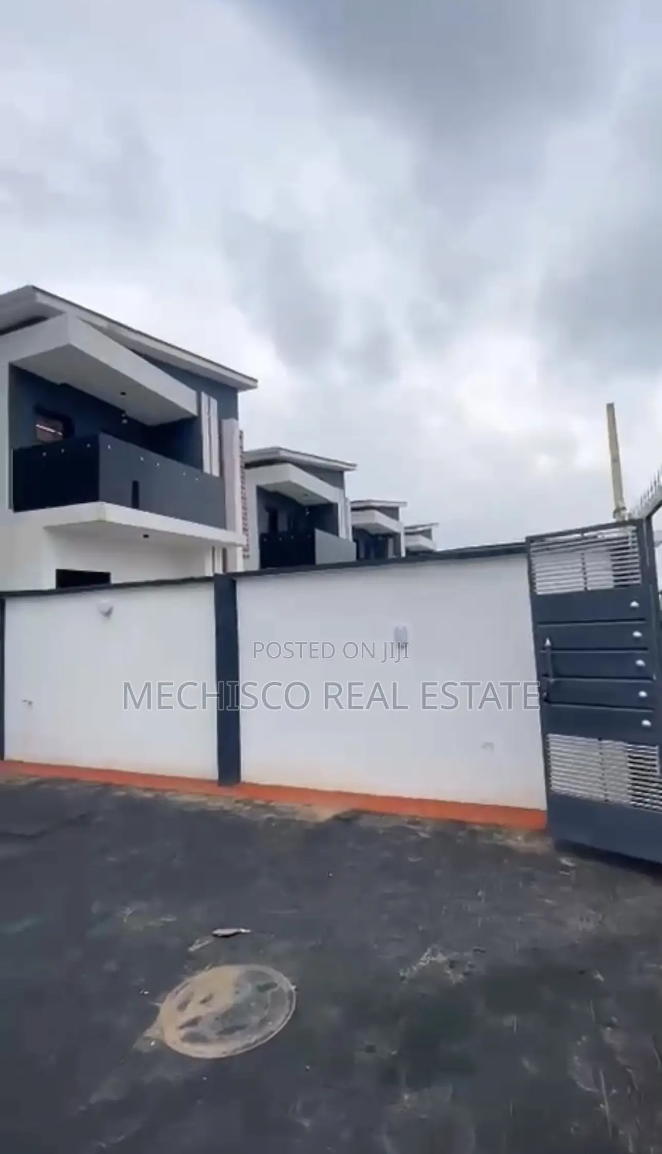 4bdrm Duplex in Egbeda for sale