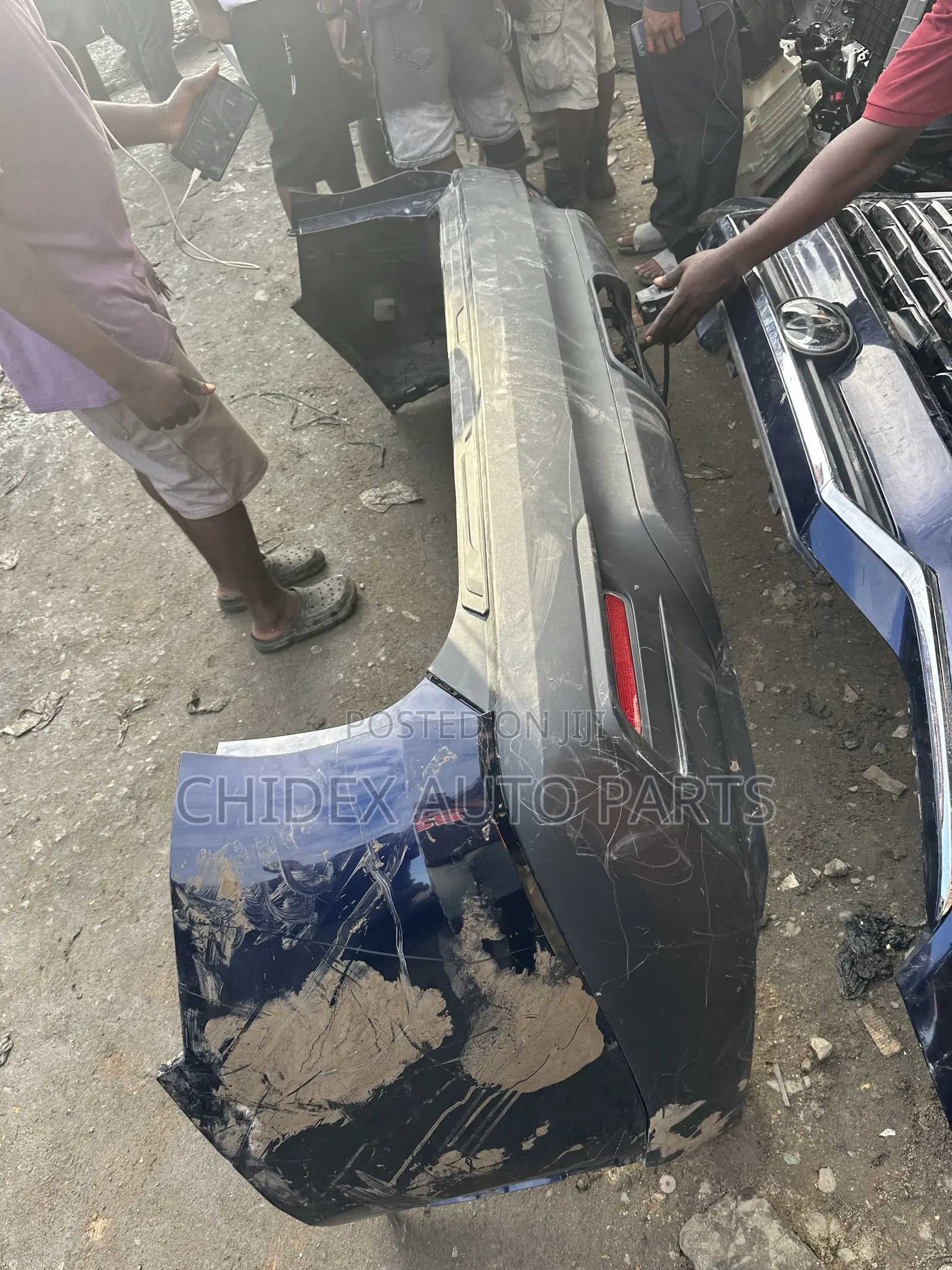 Complete Bumper Grand Highlander 2025
