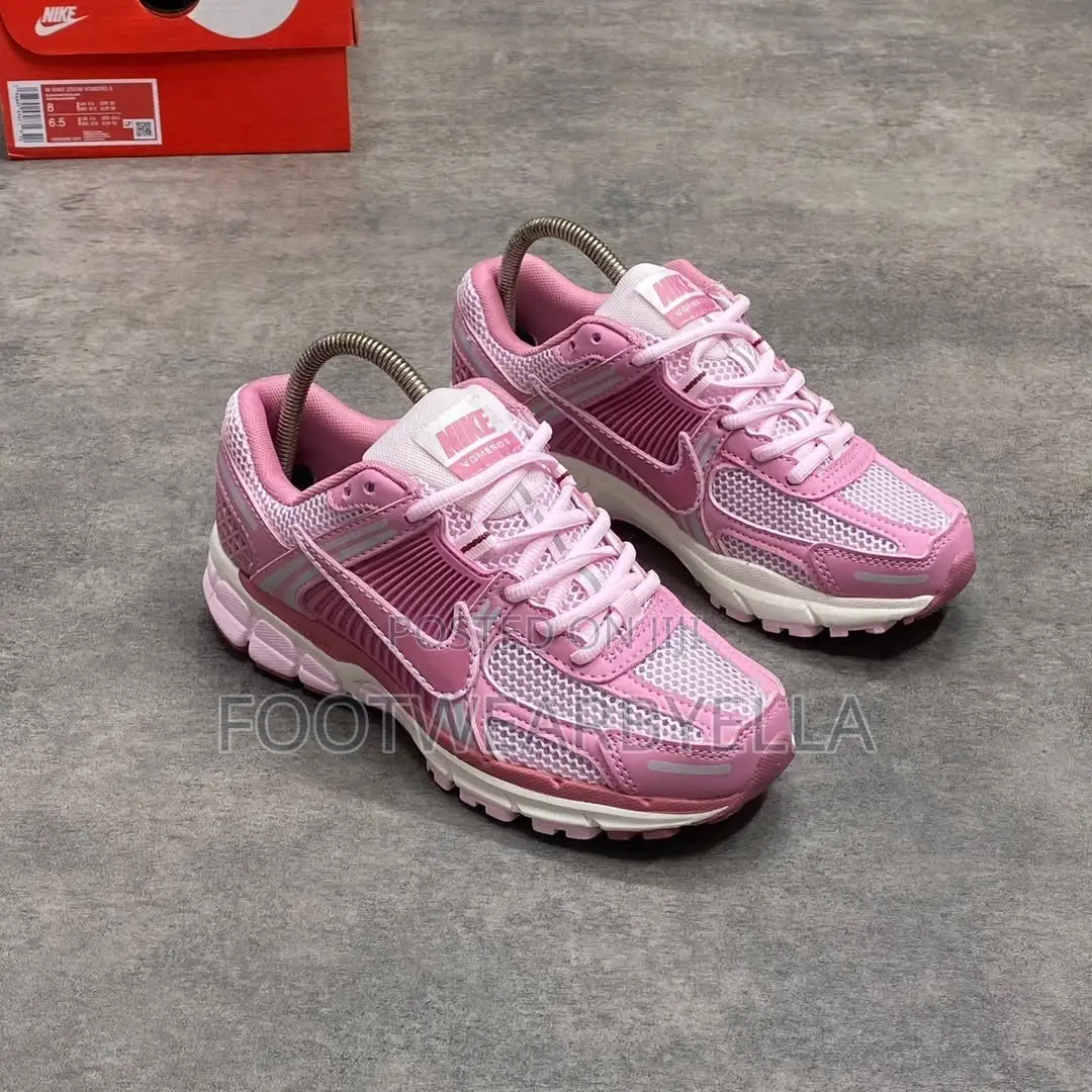 High Quality Sneakers