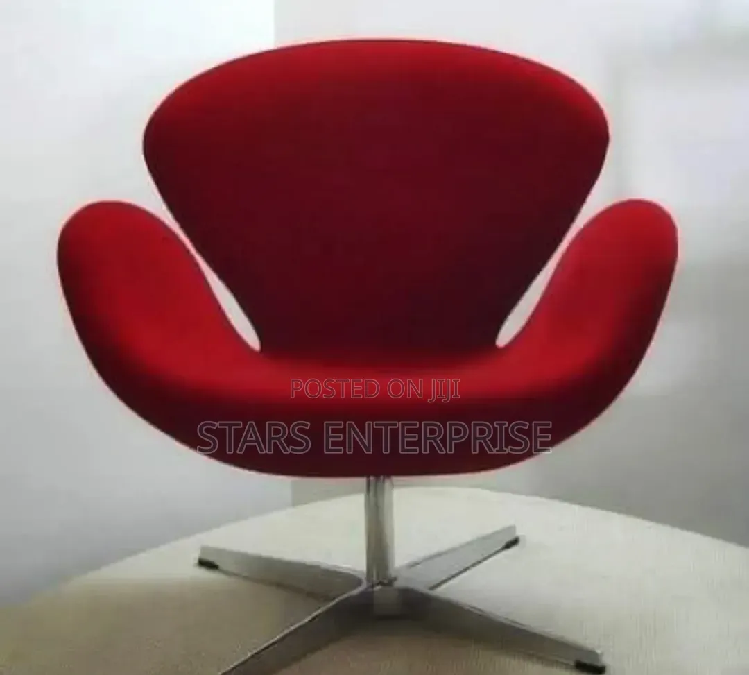 Swivel Chair / Swan Chair