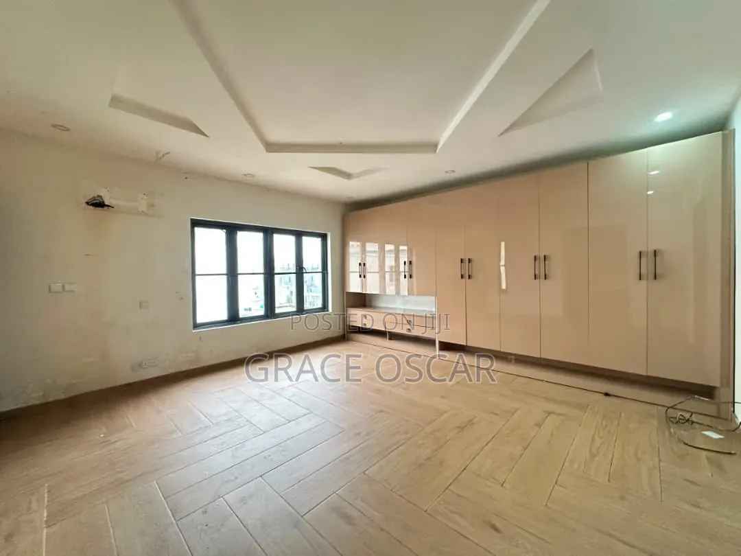 4bdrm Duplex in Ikate for rent
