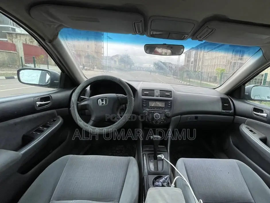 Honda Accord 2005 Blue
