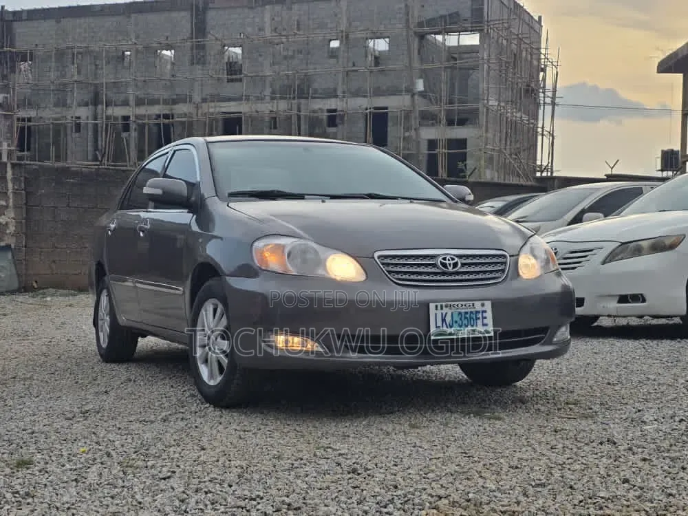 Toyota Corolla 2007 Gray