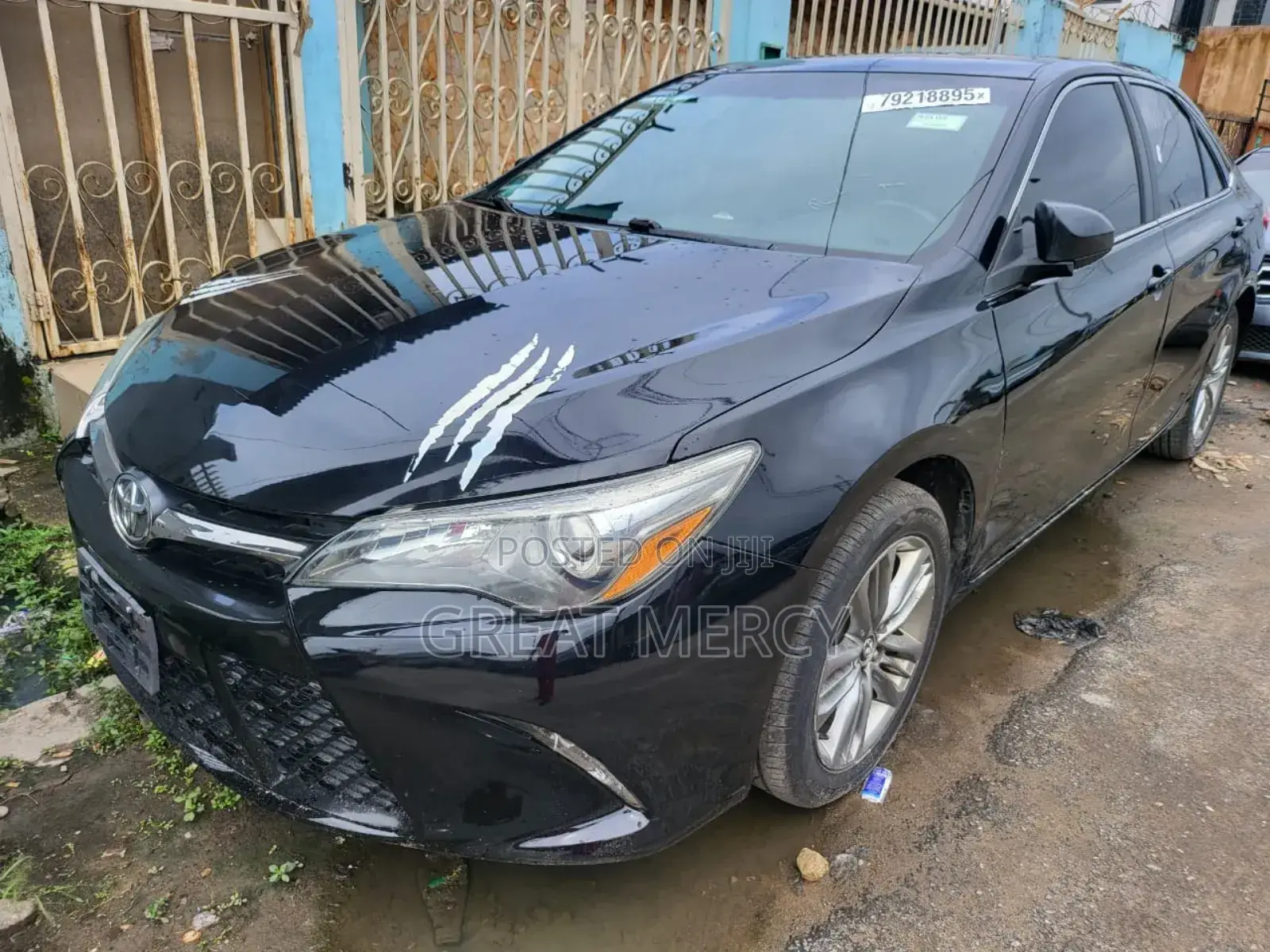 Toyota Camry SE 4dr Sedan (2.5L 4cyl 6A) 2016 Black