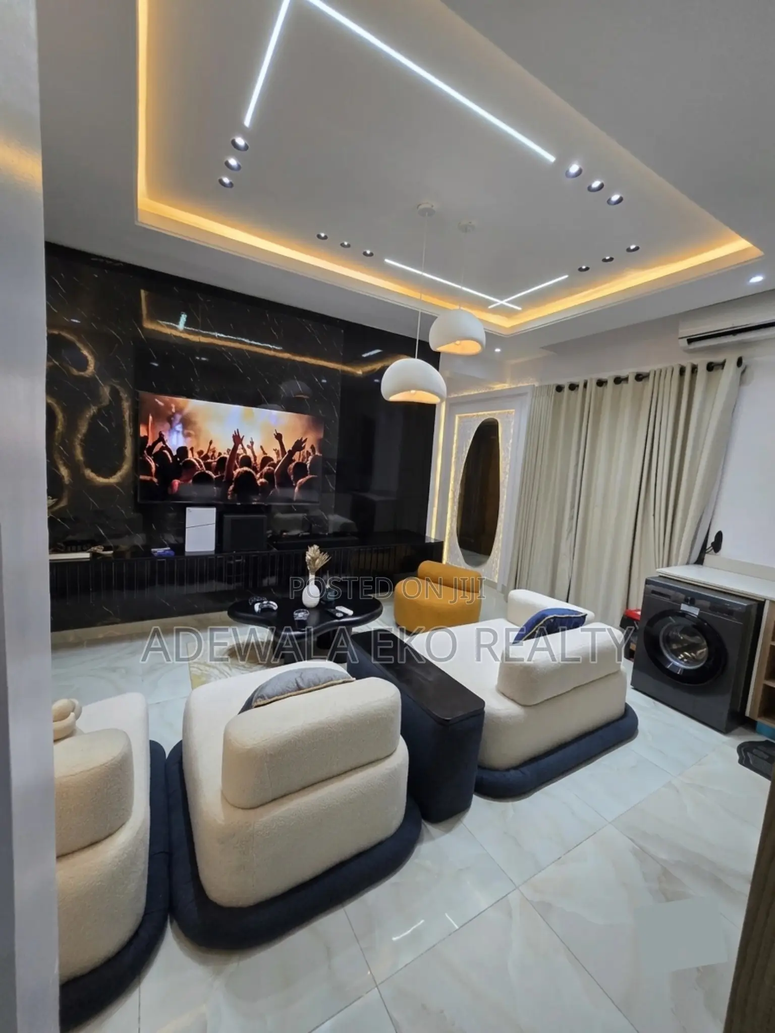 1 Bedroom in Lekki Phase 1- PS5 | Pool | 24/7 Power