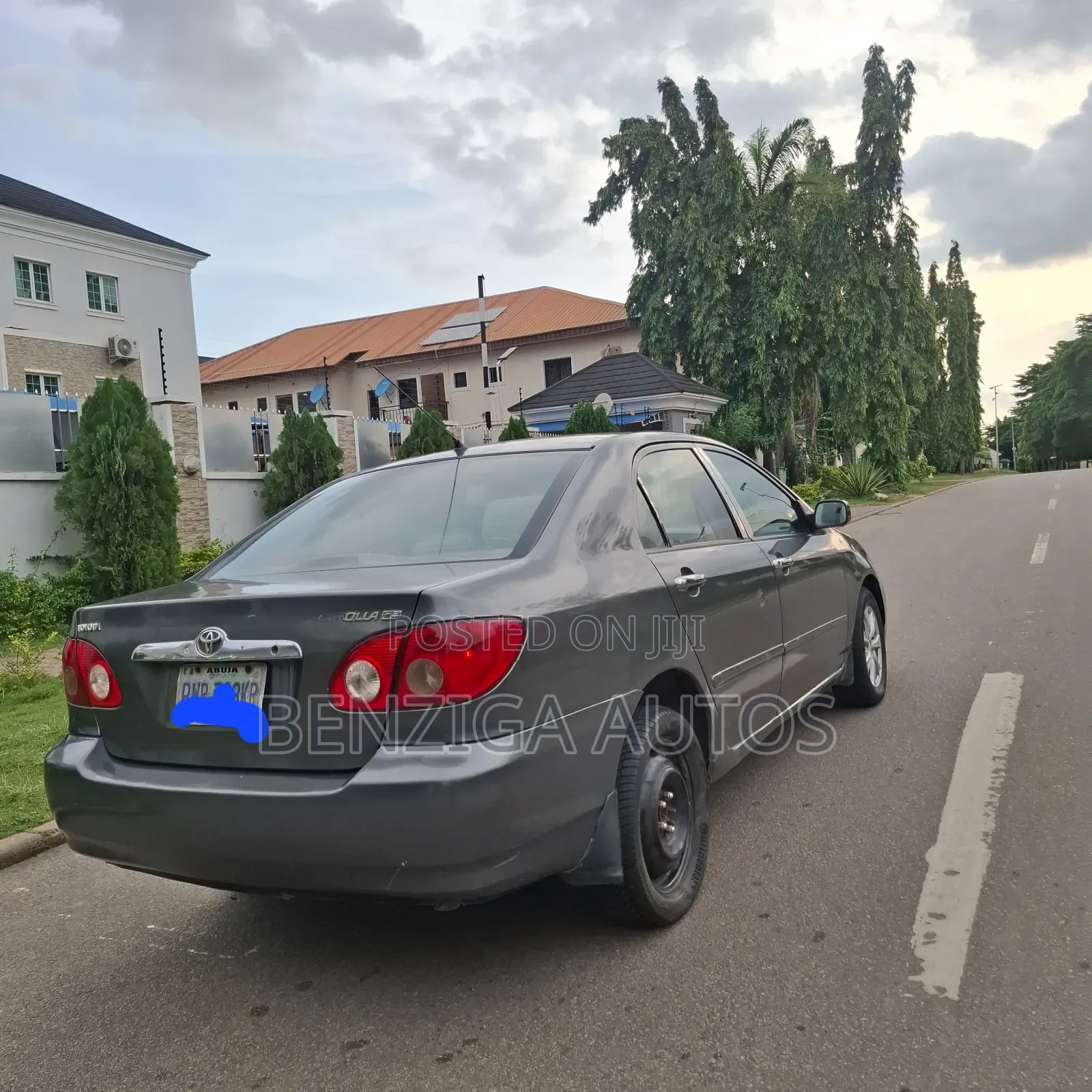 Toyota Corolla 2005 Gray