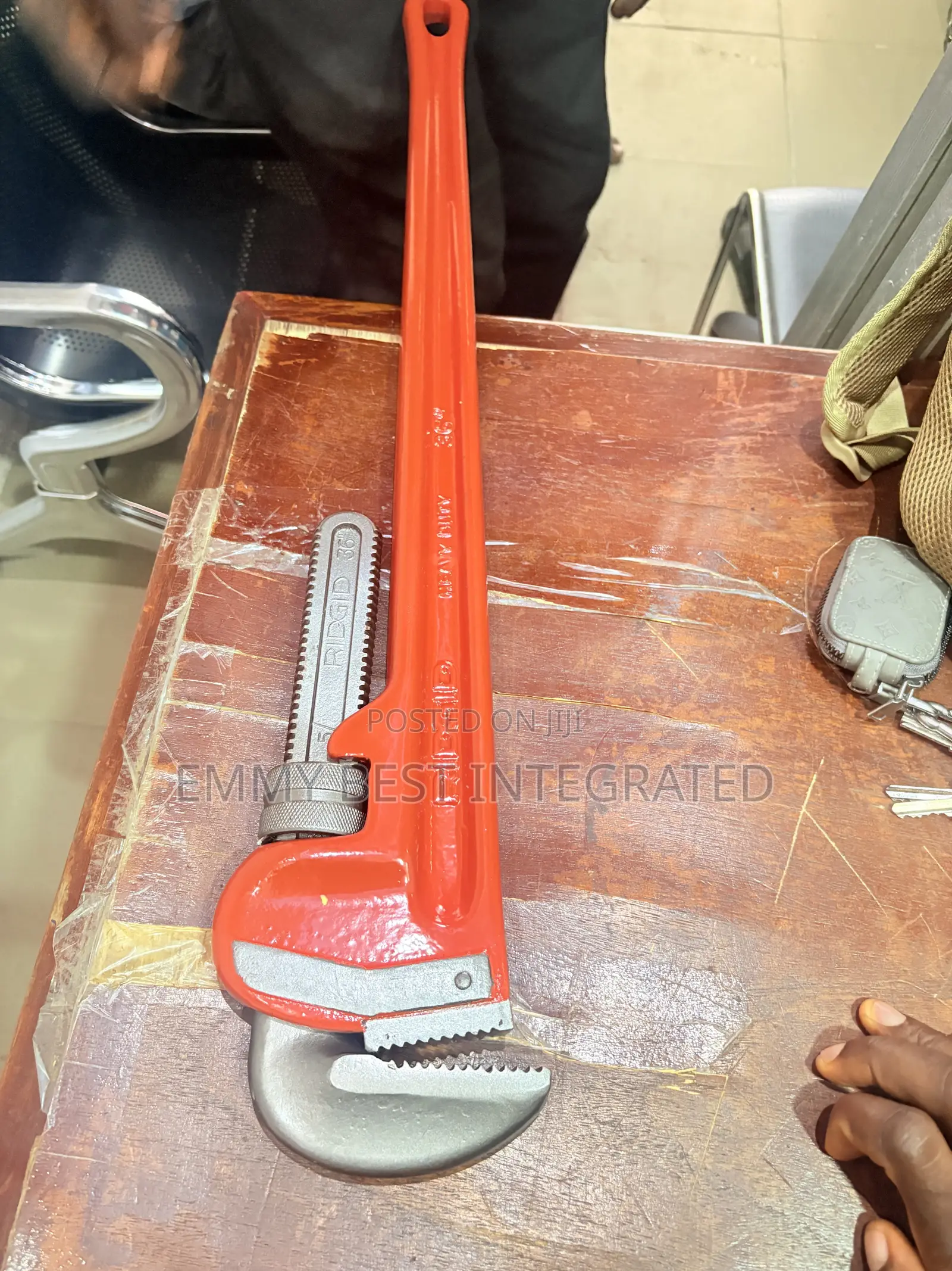 RIDGID 36-Inch Heavy-Duty Straight Pipe Wrench