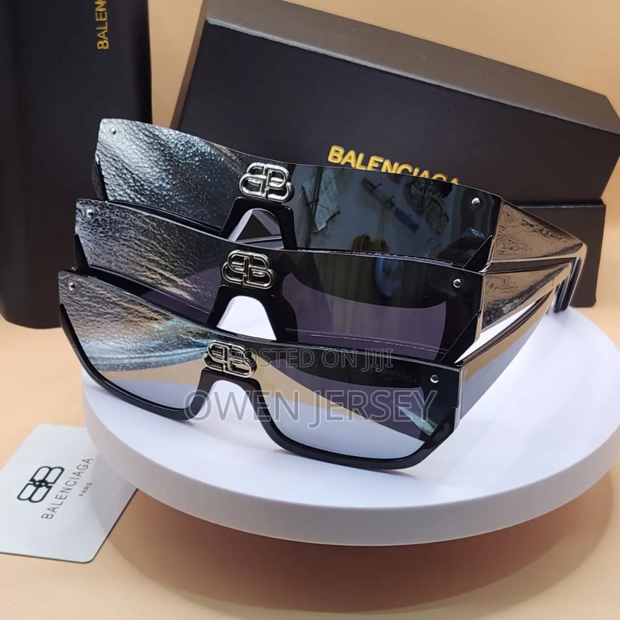Balenciaga-Inspired Oversized Square Sunglasses