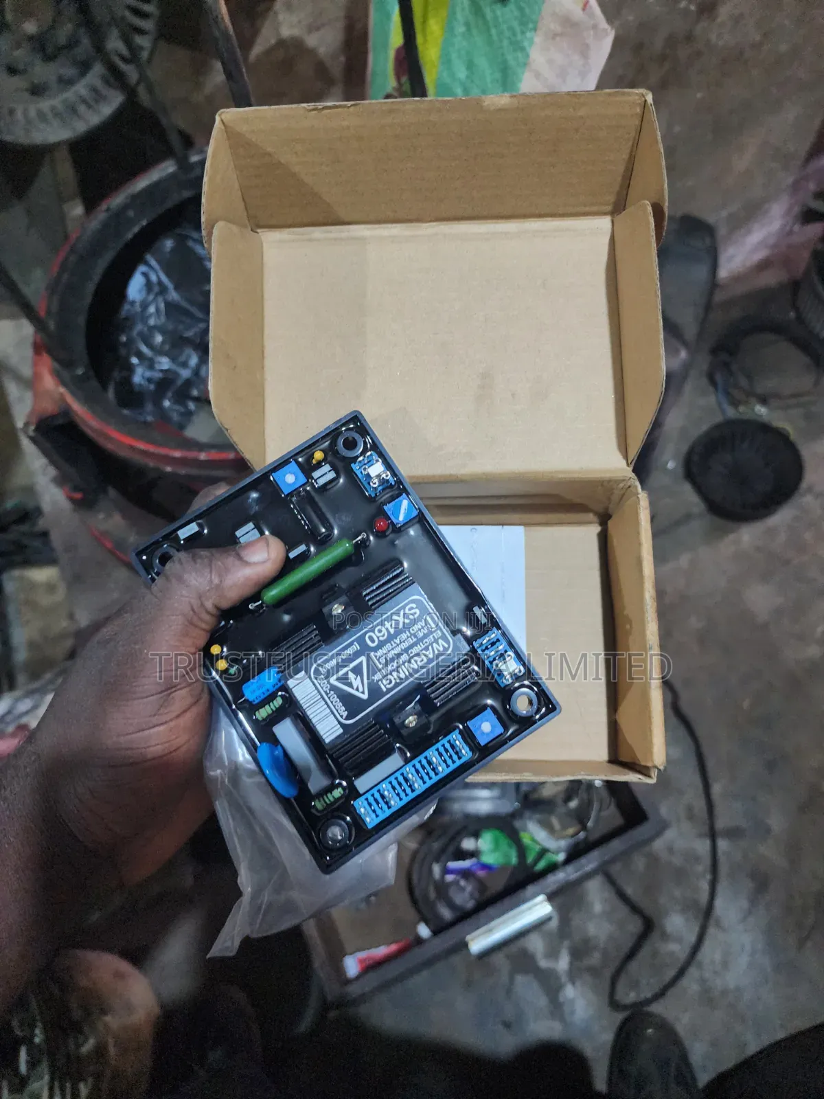 Series 6 AVR. Support Single and 3 Phase