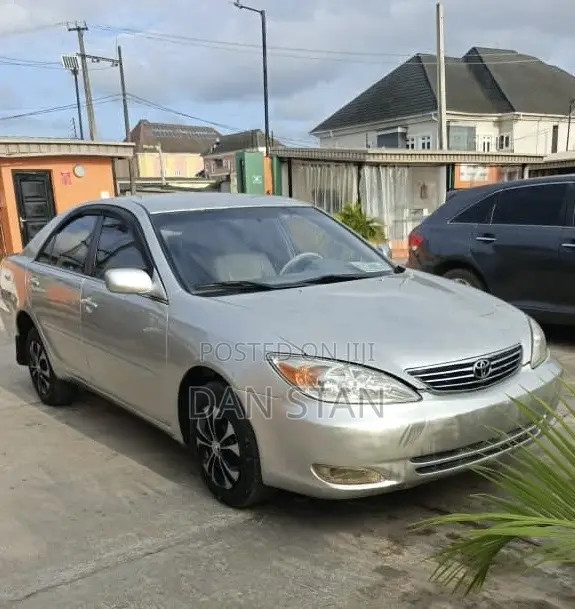 Toyota Camry 2006 Silver
