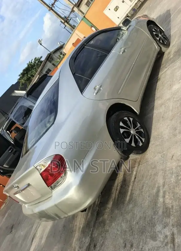Toyota Camry 2006 Silver