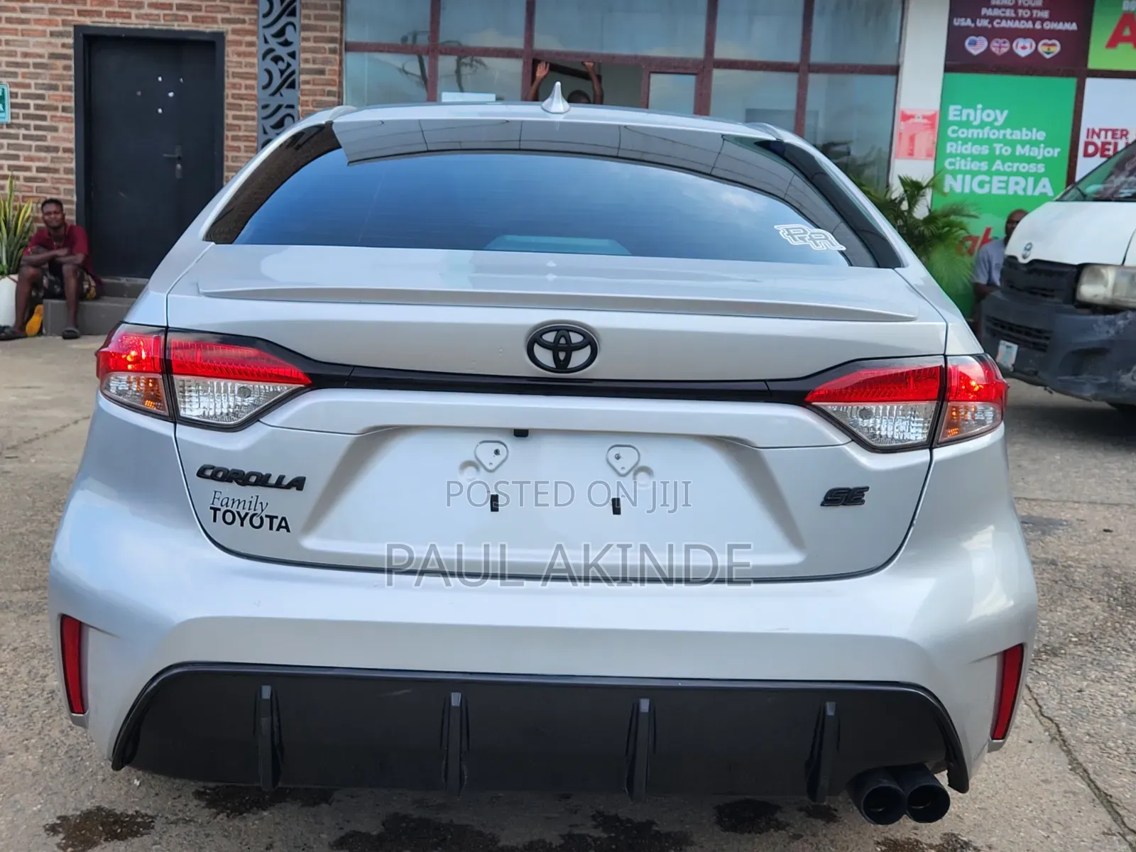 Toyota Corolla SE 2024 Silver
