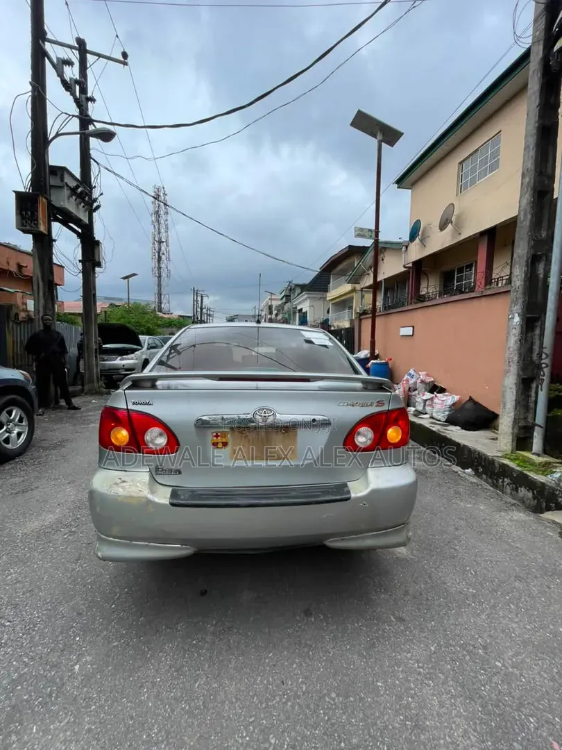 Toyota Corolla 2006 Silver