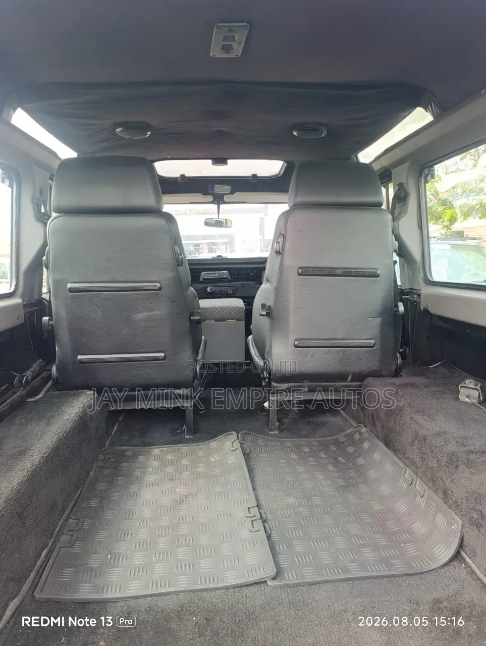Land Rover Defender 1982 Black