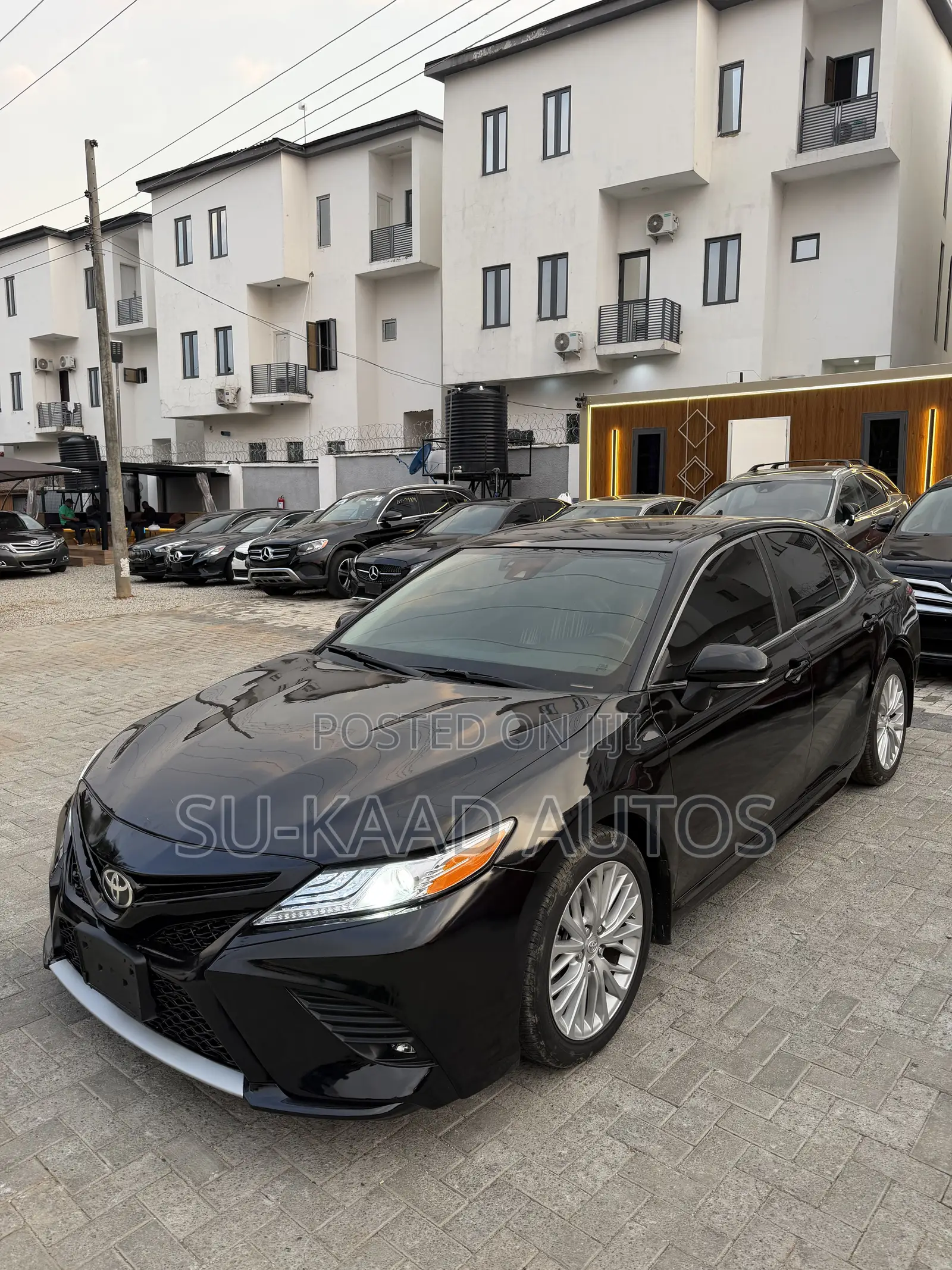 Toyota Camry SE (2.5L 4cyl 8A) 2019 Black