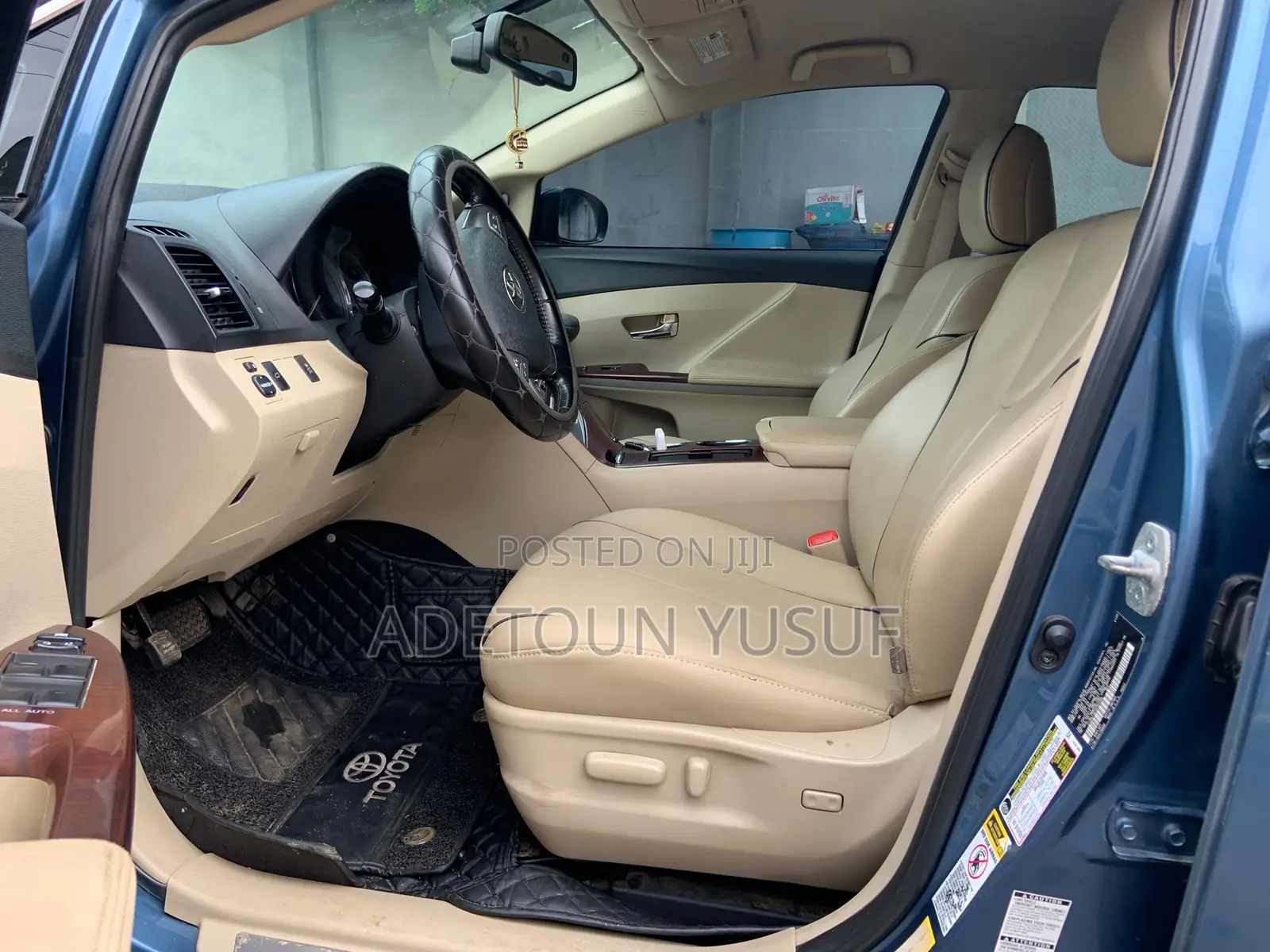 Toyota Venza LE 2011 Blue
