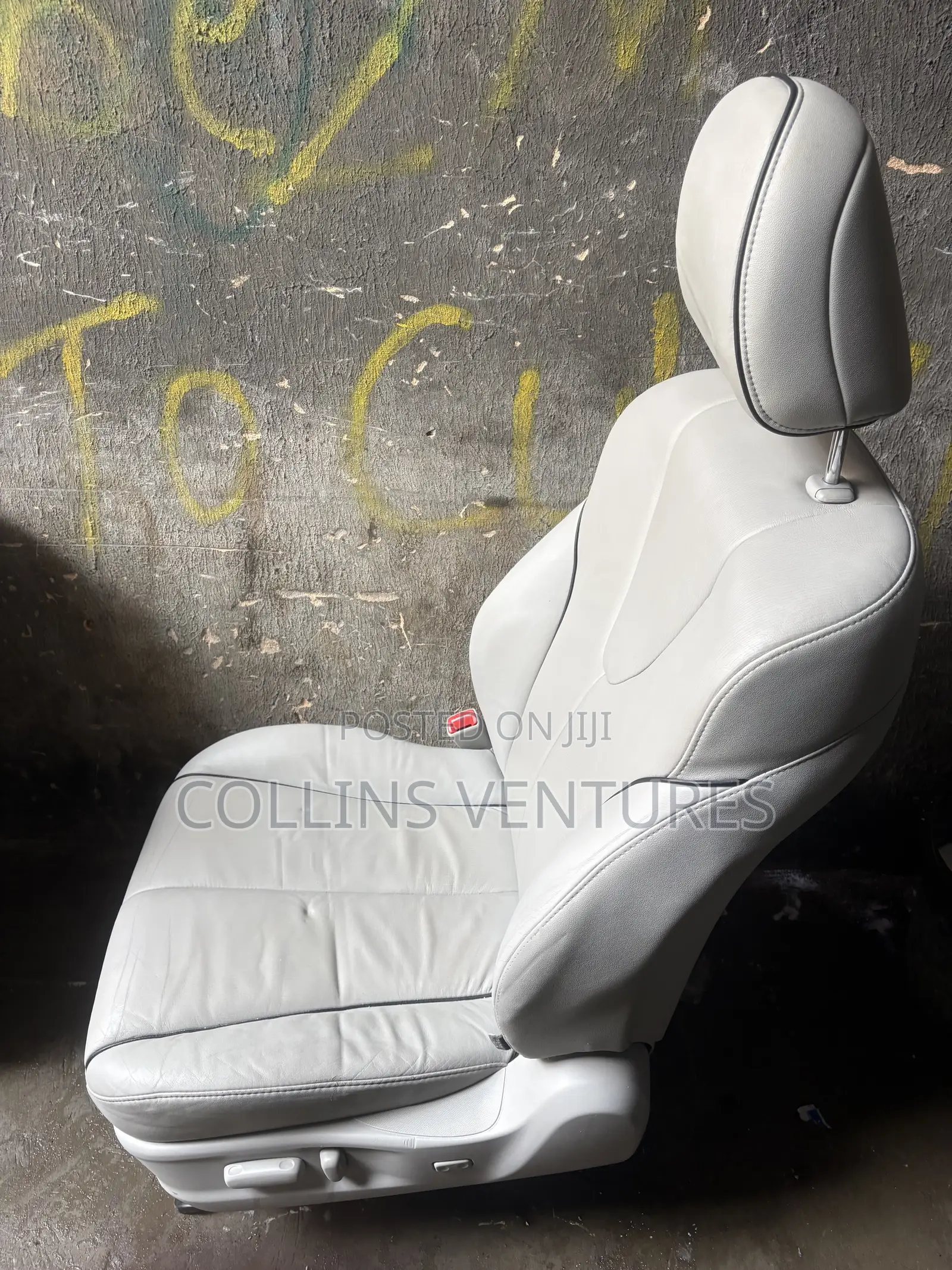 Complete Seat Toyota Venza Ash Color Available