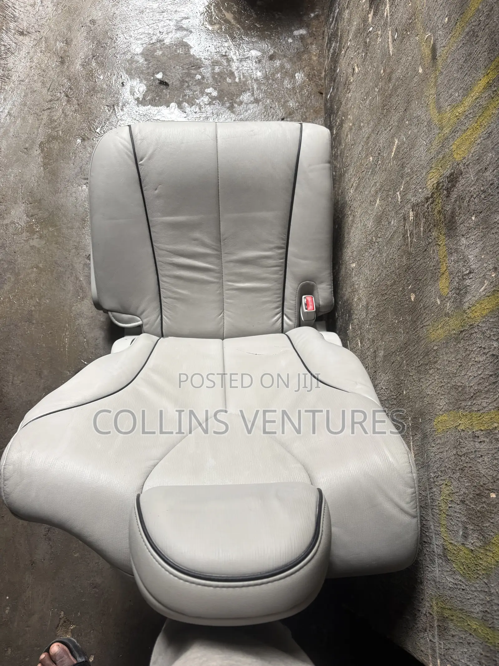 Complete Seat Toyota Venza Ash Color Available