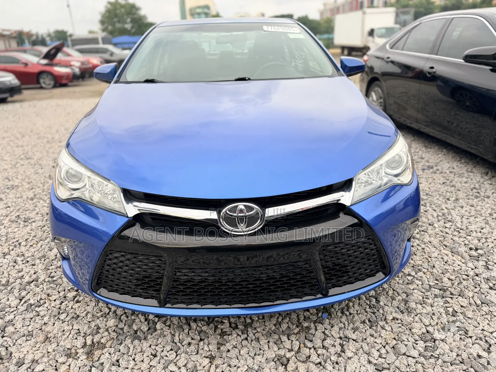 Toyota Camry SE w/Special Edition Pkg (2.5L 4cyl 6A) 2016 Blue