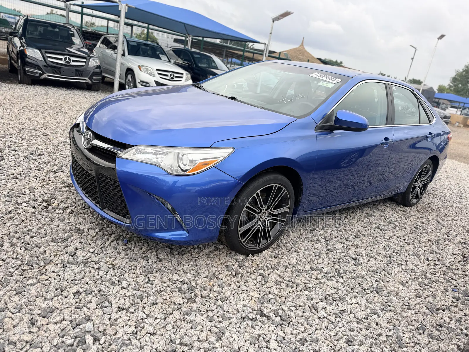 Toyota Camry SE w/Special Edition Pkg (2.5L 4cyl 6A) 2016 Blue