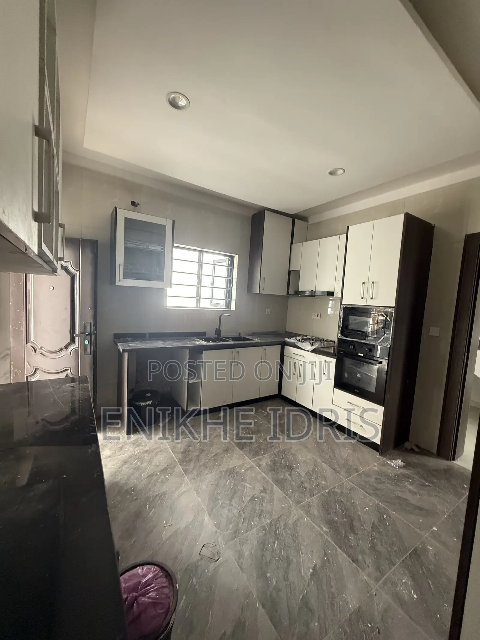 4bdrm Duplex in Lugbe District for sale