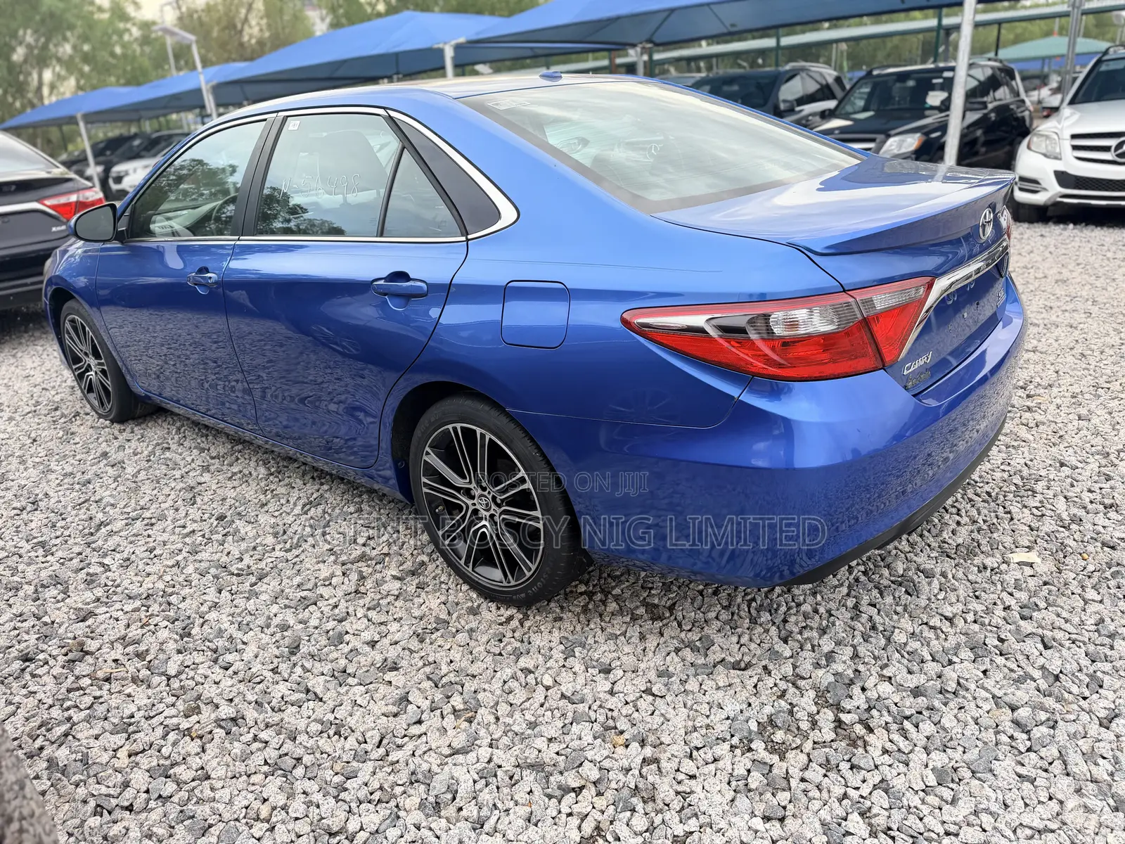 Toyota Camry SE w/Special Edition Pkg (2.5L 4cyl 6A) 2016 Blue