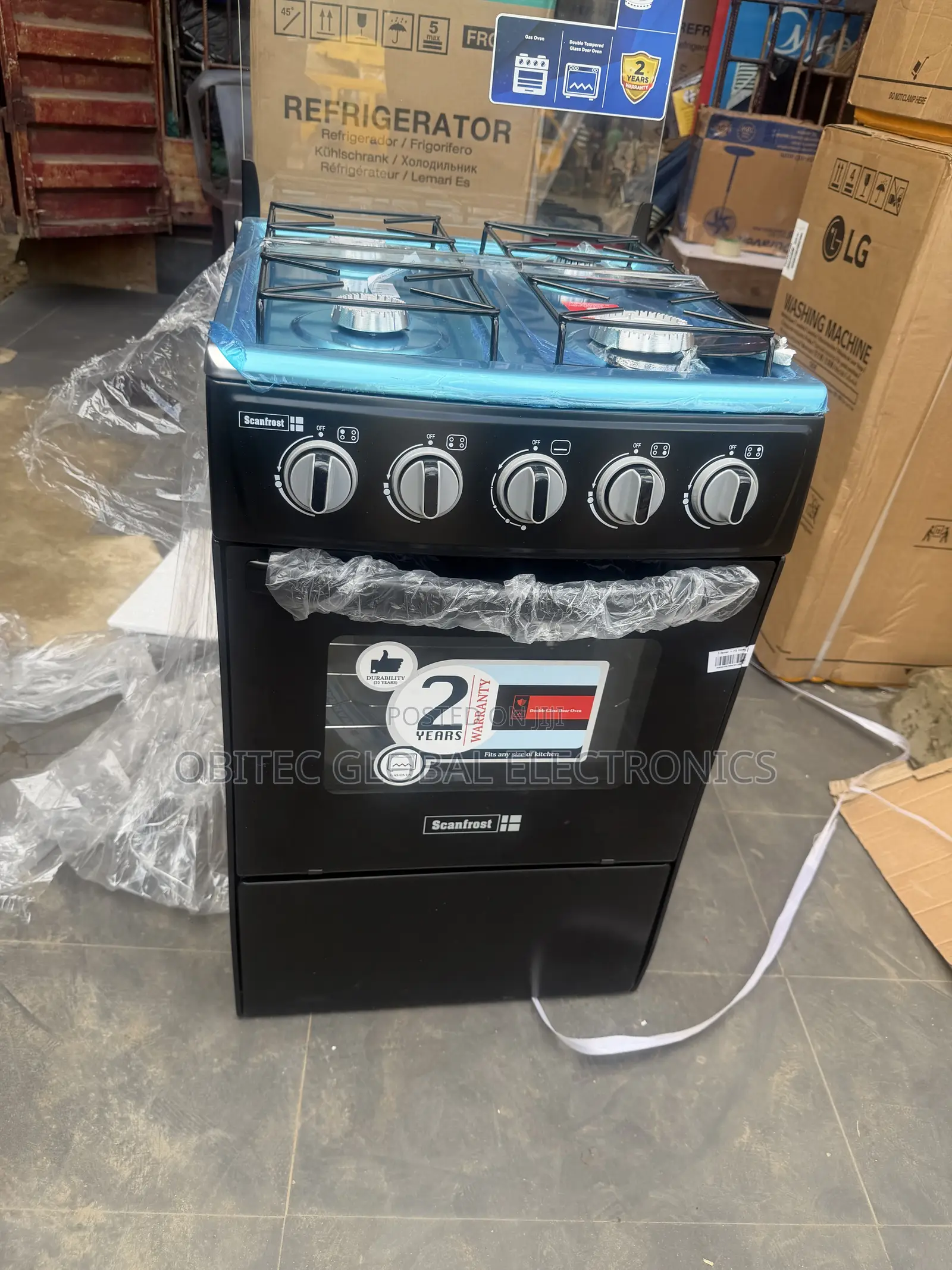 Scanfrosts 50by50 4 Burner With Oven
