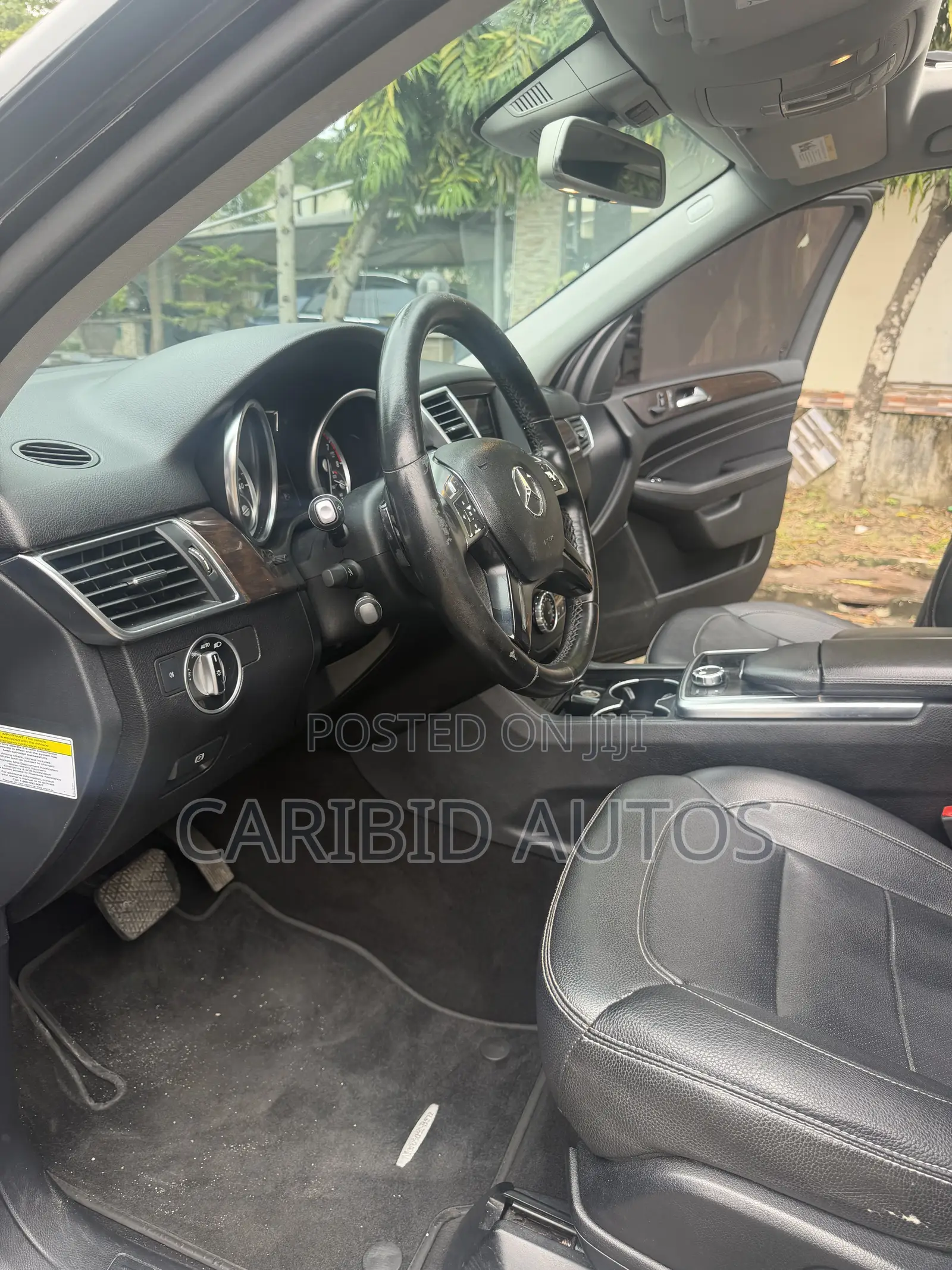 Mercedes-Benz M Class ML350 4dr SUV (3.5L 6cyl 7A) 2015 Black