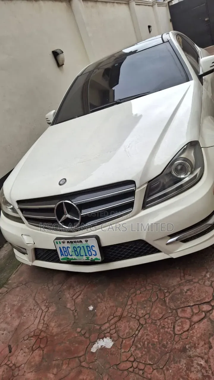 Mercedes-Benz C250 2012 White