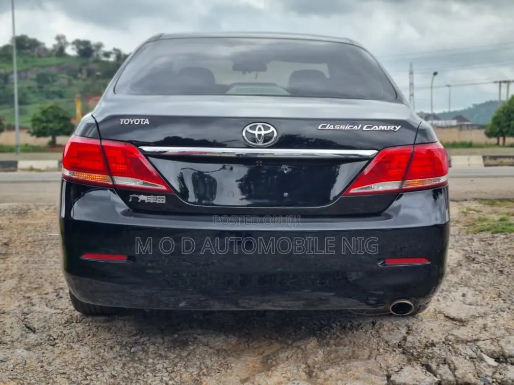 Toyota Camry LE 4dr Sedan (2.5L 4cyl 6A) 2013 Black