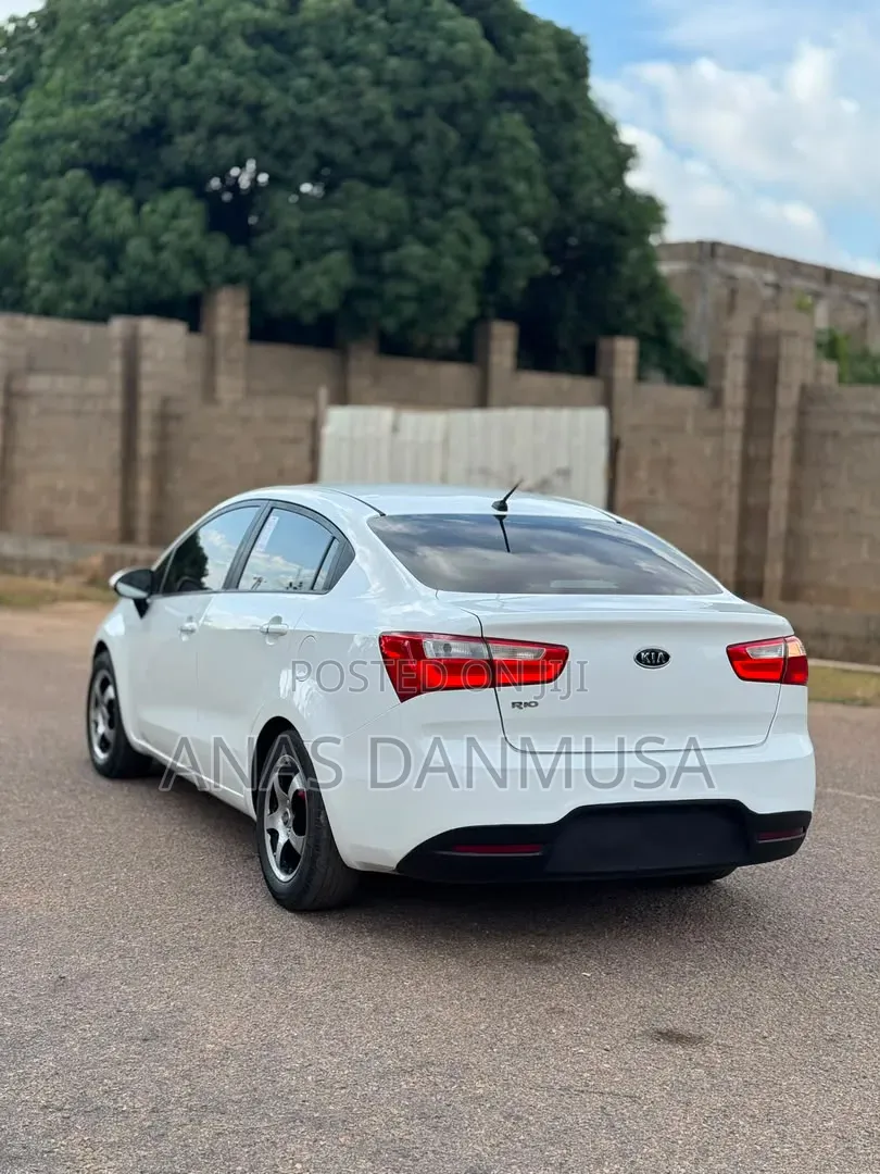 Kia Rio 2013 White