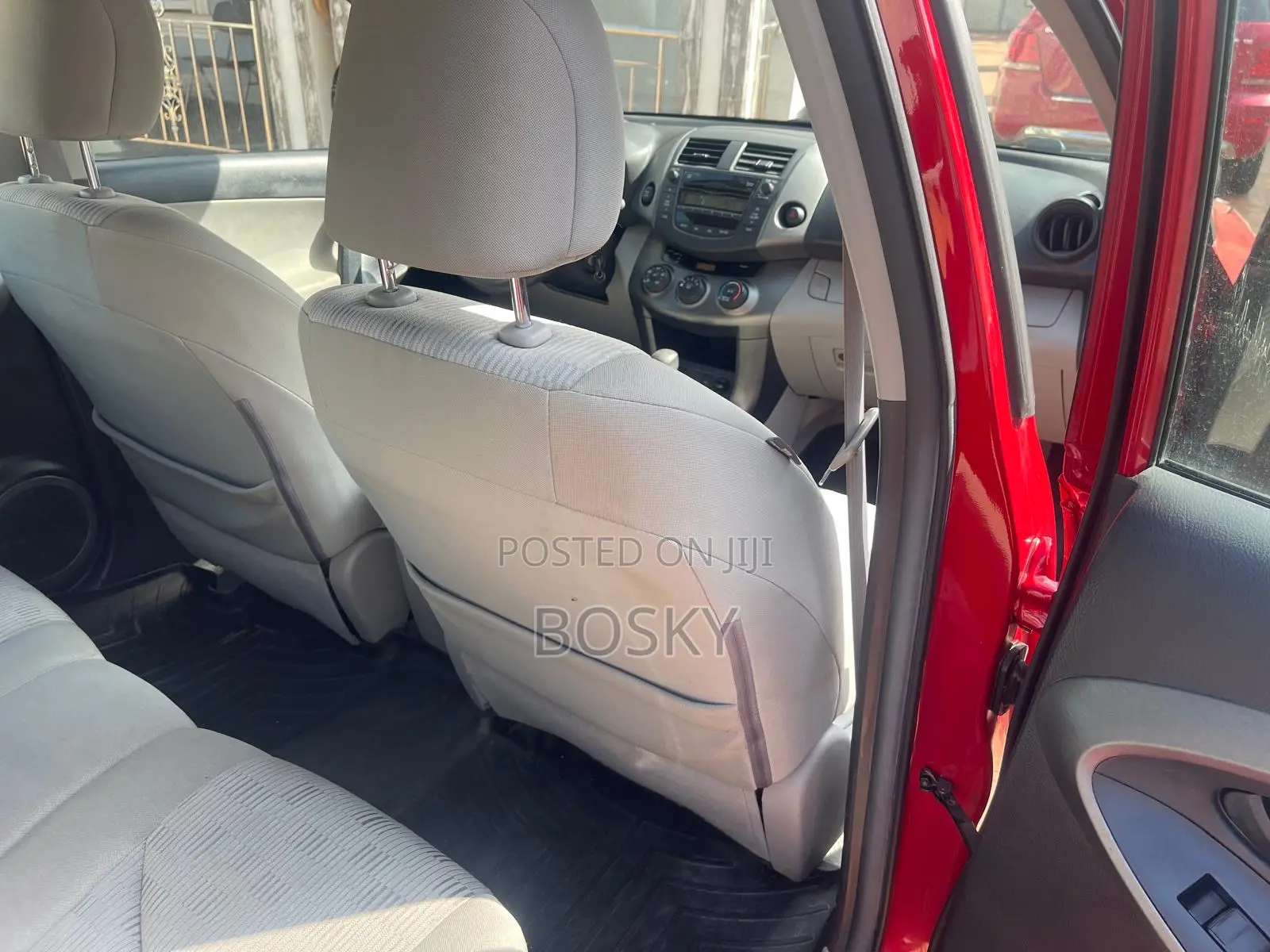 Toyota RAV4 2010 Red