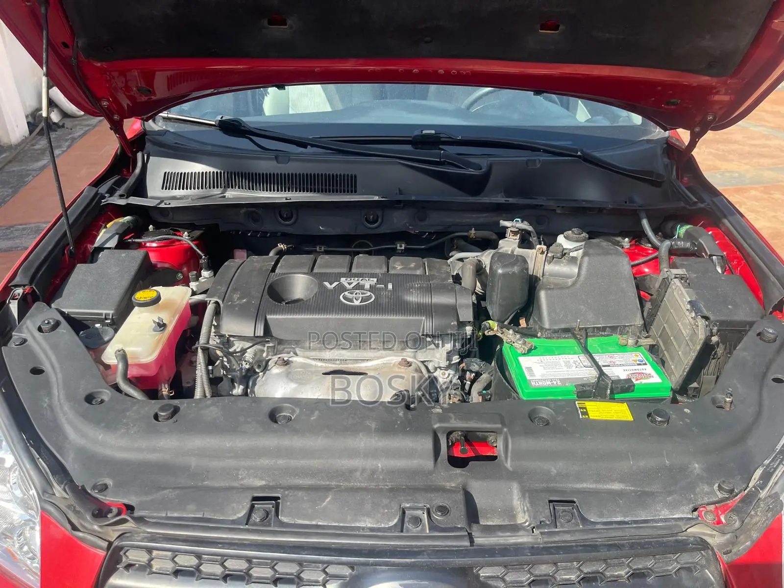 Toyota RAV4 2010 Red