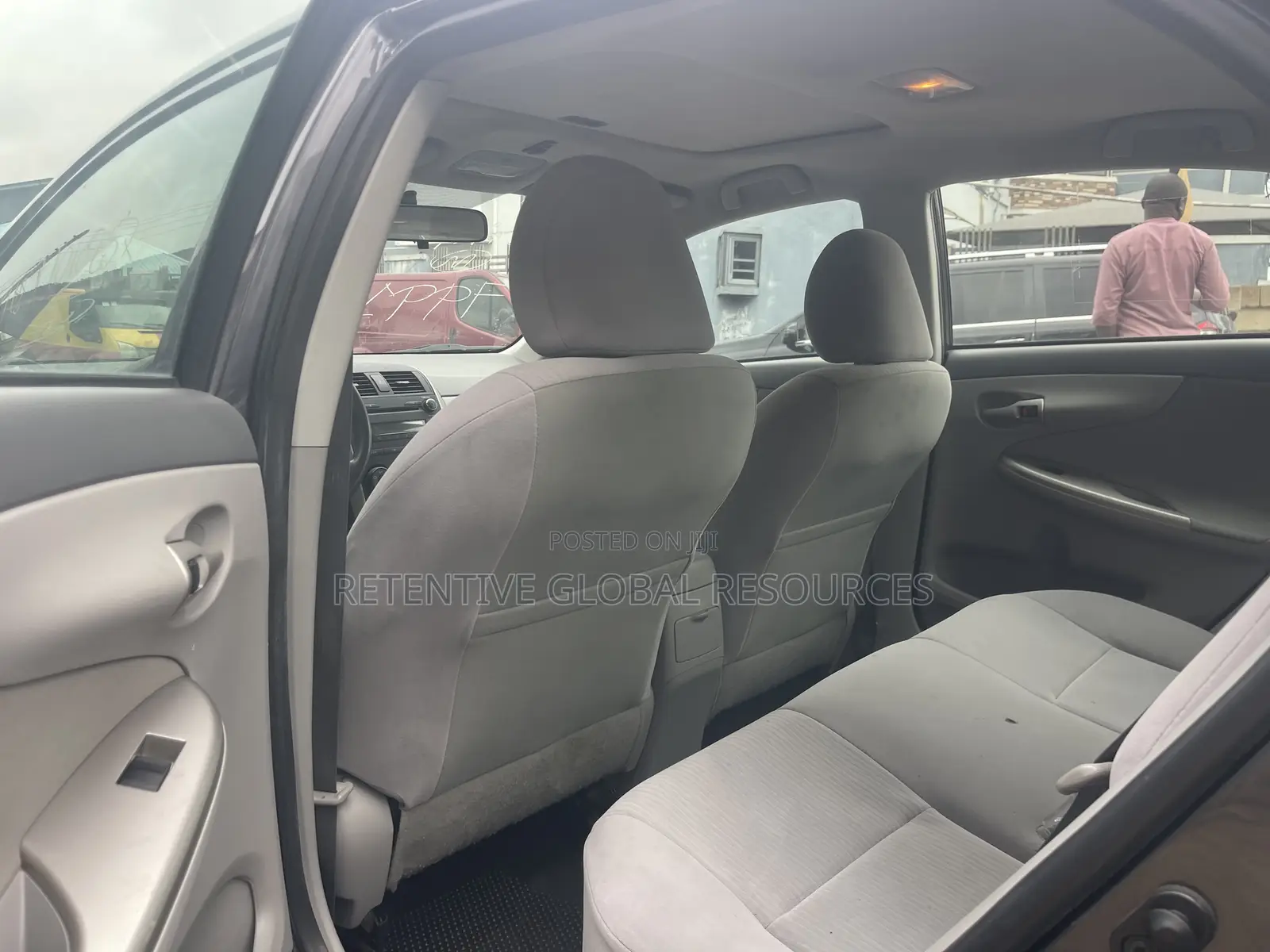 Toyota Corolla LE 4dr Sedan (1.8L 4 cyl 4A) 2009 Gray