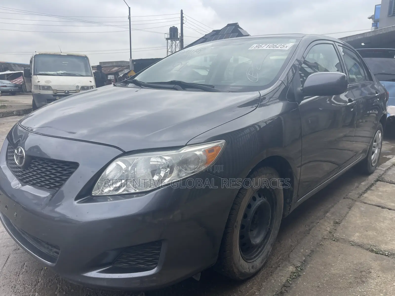 Toyota Corolla LE 4dr Sedan (1.8L 4 cyl 4A) 2009 Gray