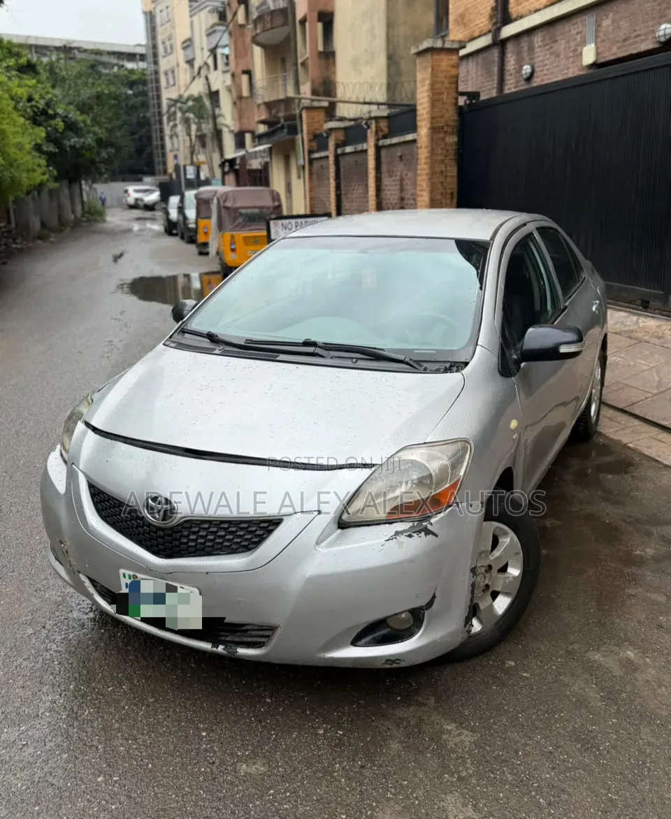 Toyota Yaris 2008 Silver