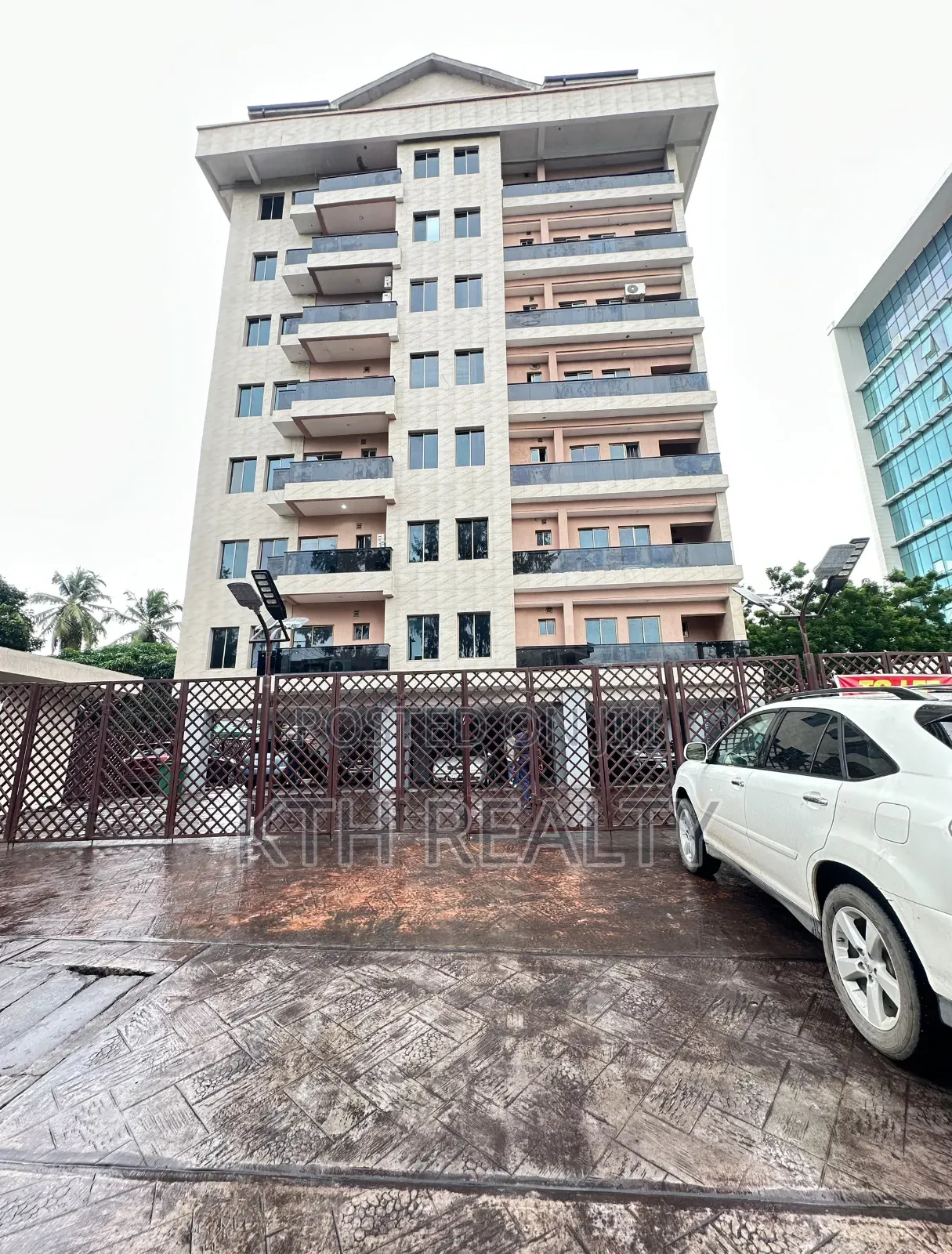 2bdrm Penthouse in Visland, Kofo Abayomi for rent